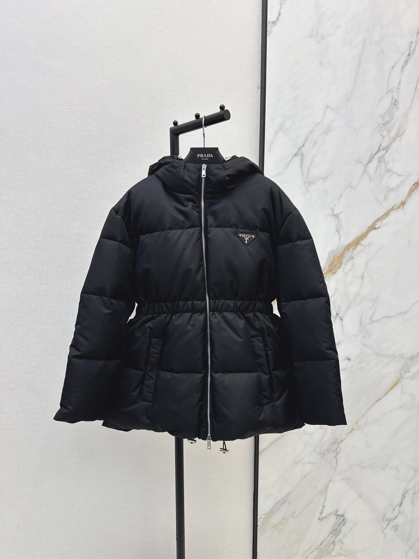 Prada Down Jackets EasyMatch 172674