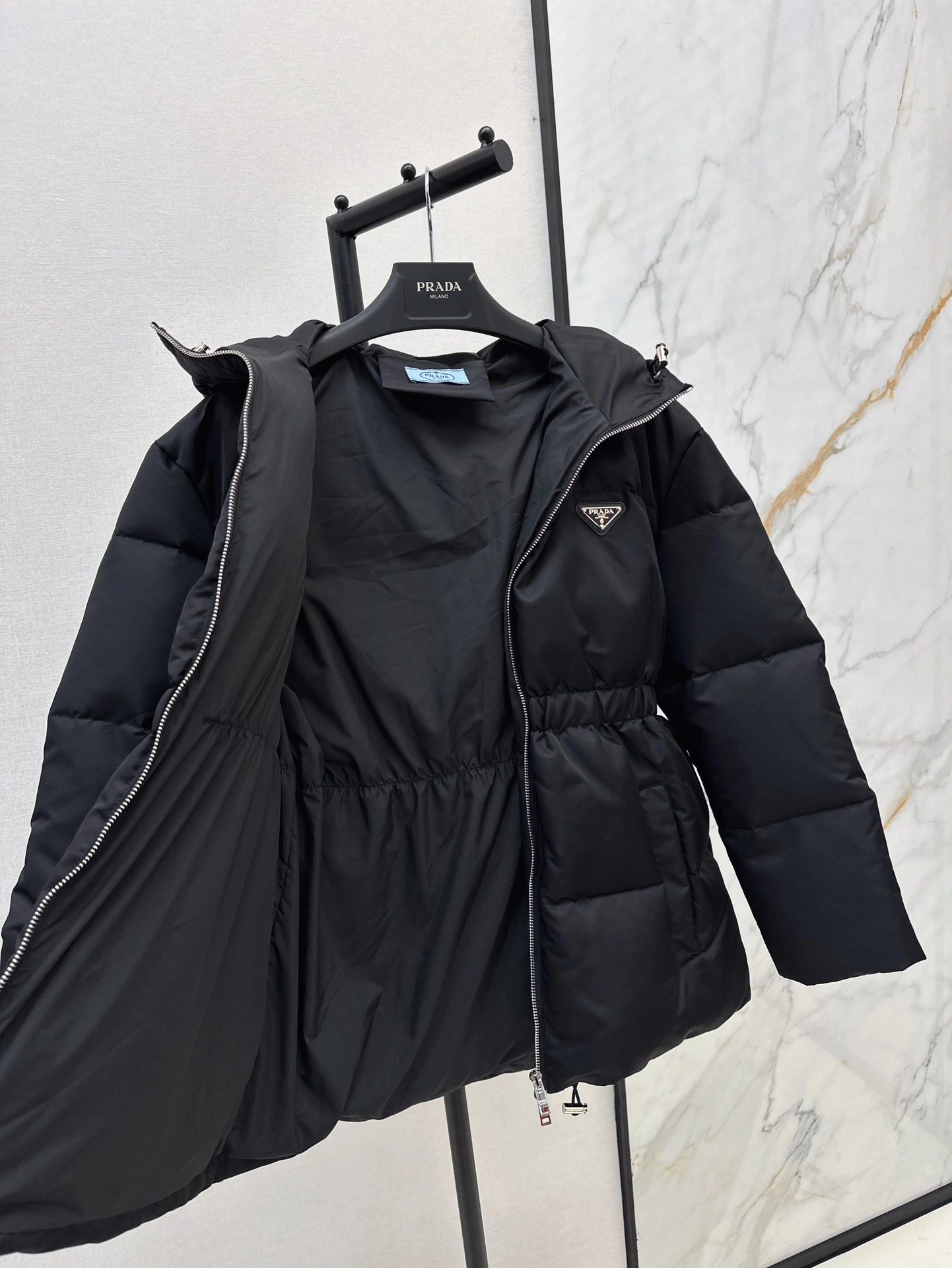 Prada Down Jackets EasyMatch 172674