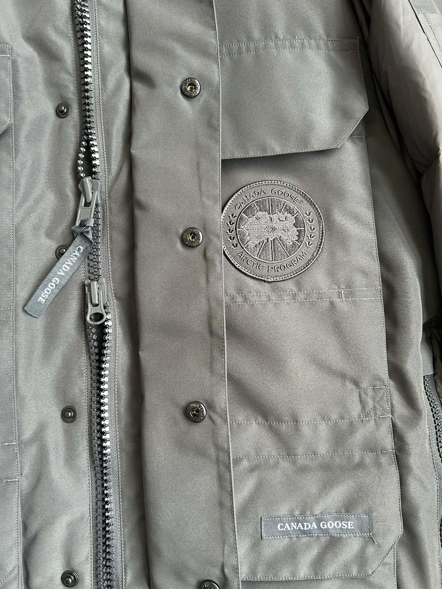 Tailored Prada Down Jackets 172683