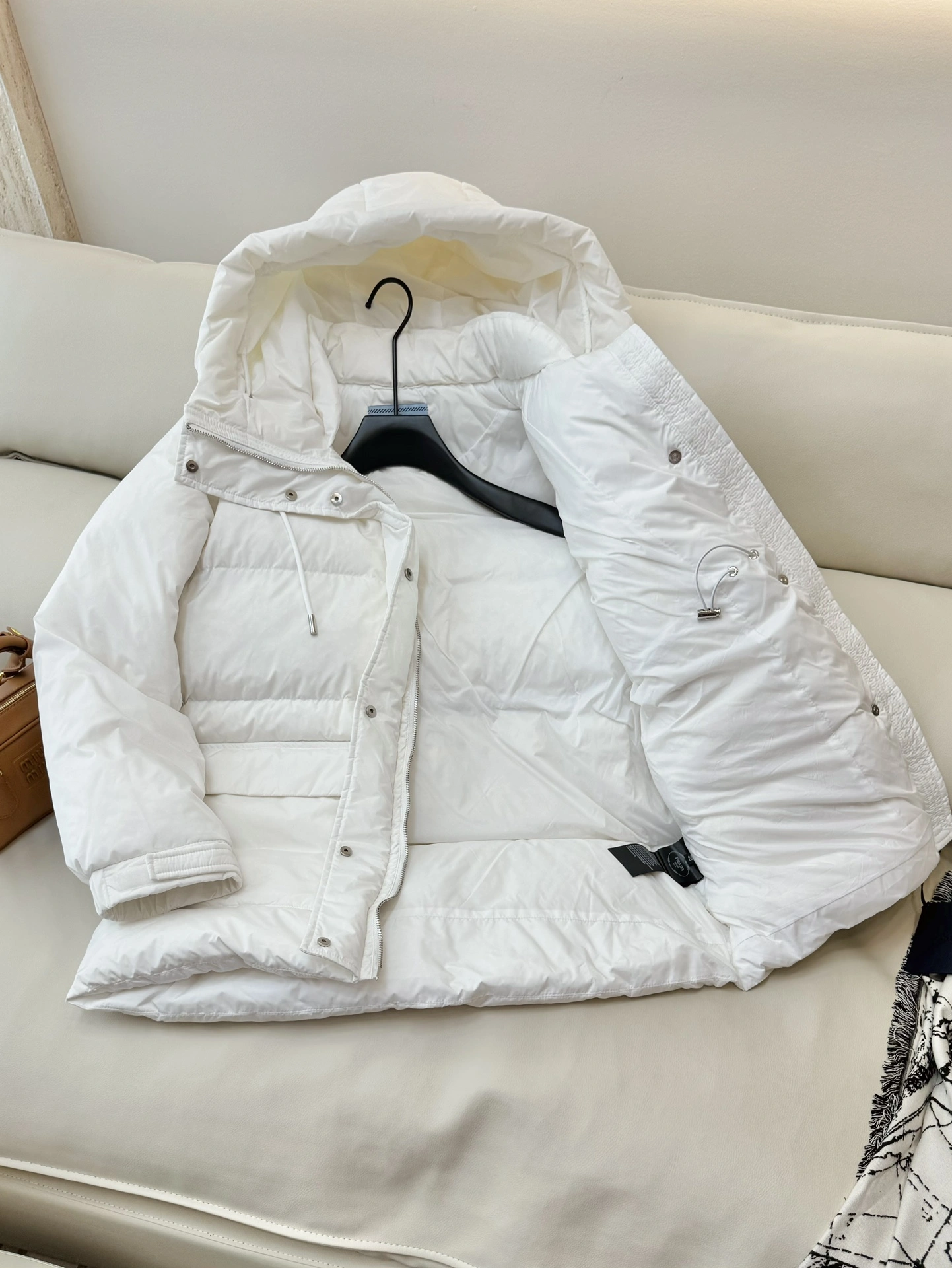 Affordable Prada Down Jackets 172703
