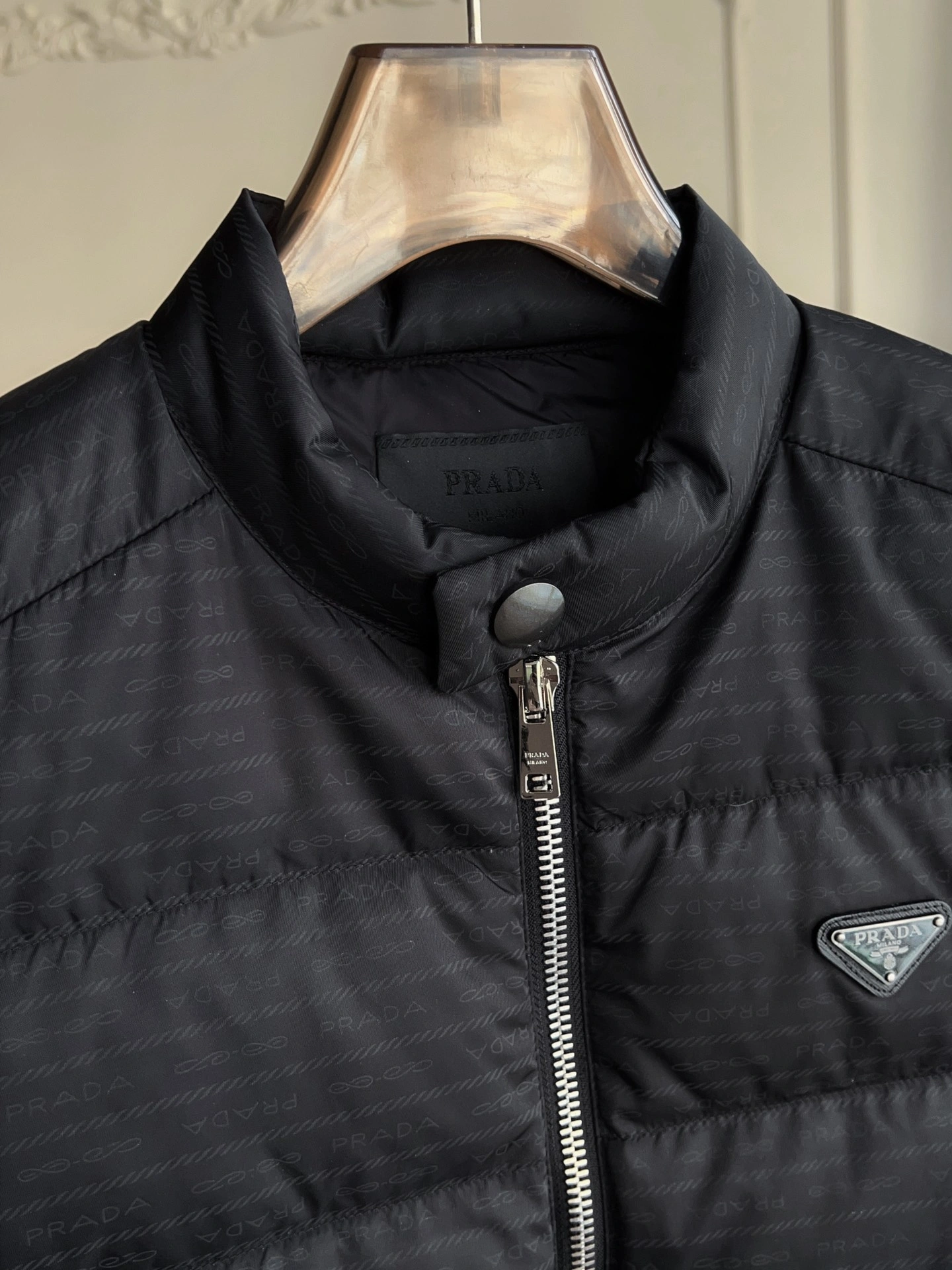 Durable Prada Down Jackets 172669