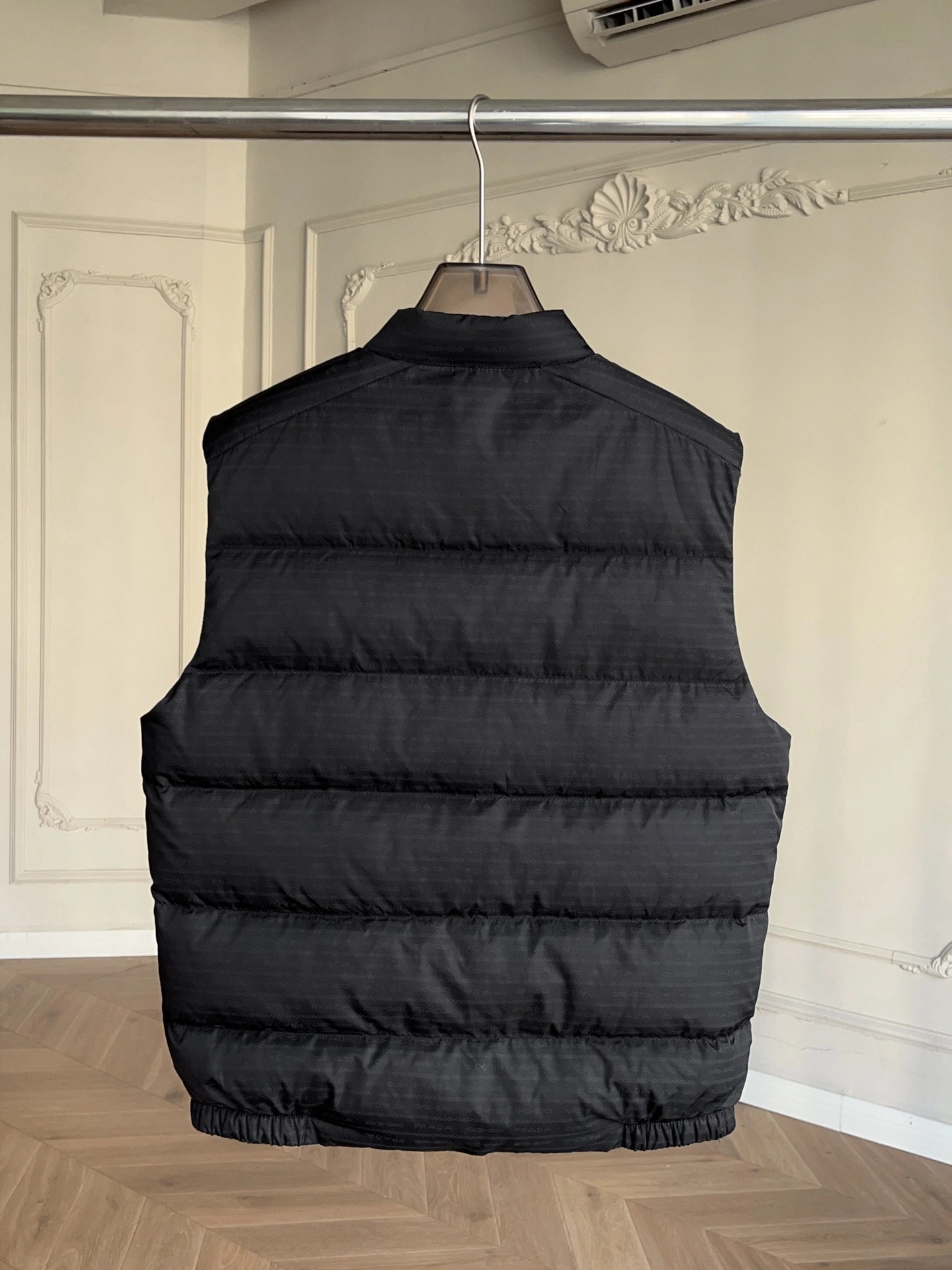 Durable Prada Down Jackets 172669