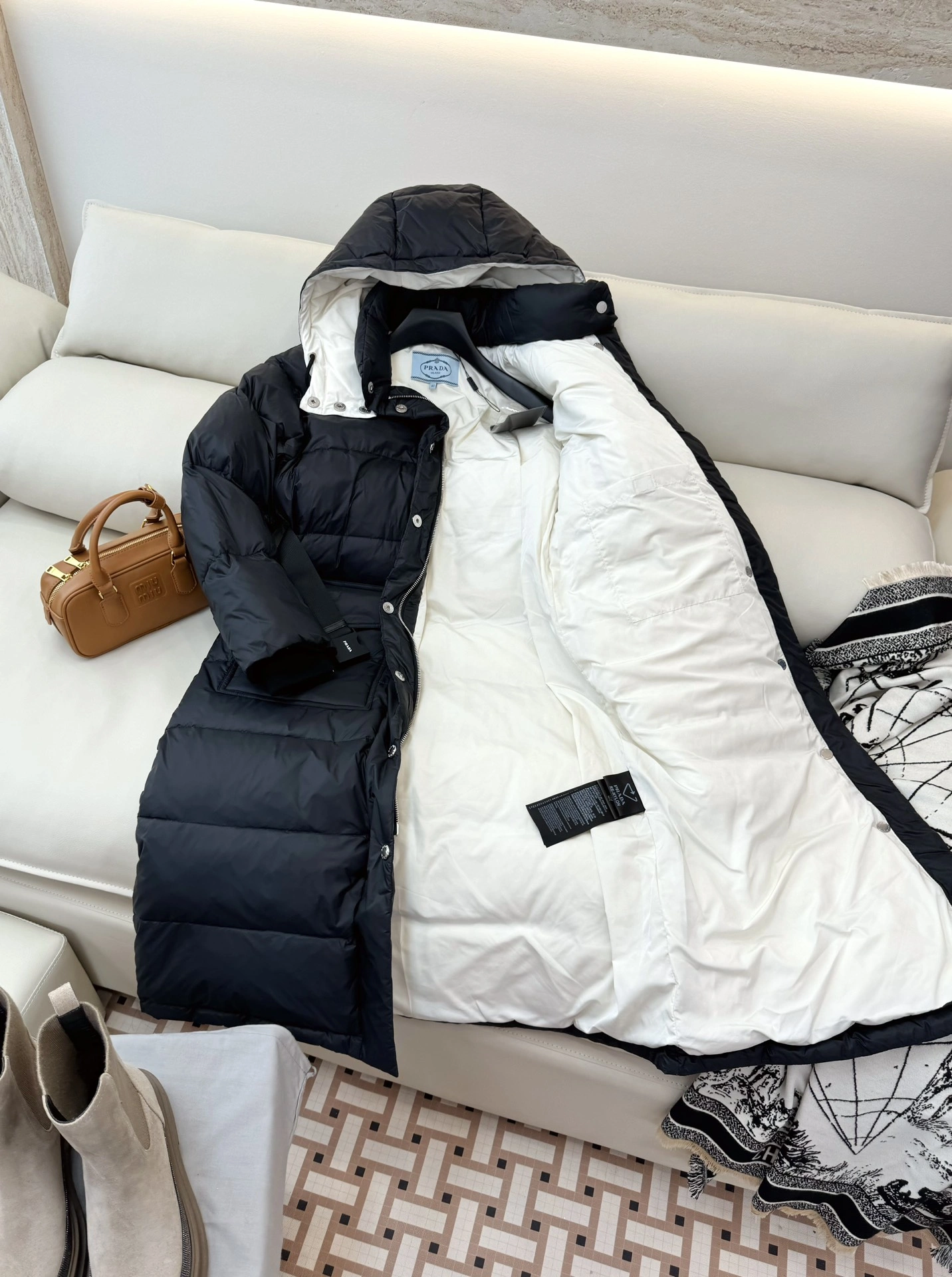 Prada Down Jackets UrbanStyle 172694