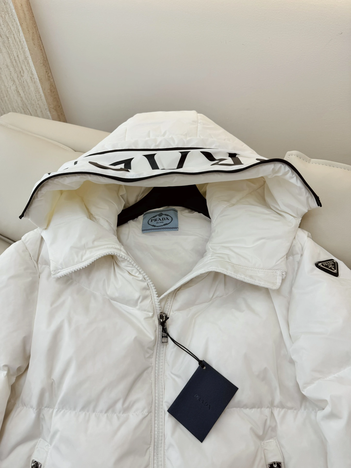 Unisex Prada Down Jackets 172662