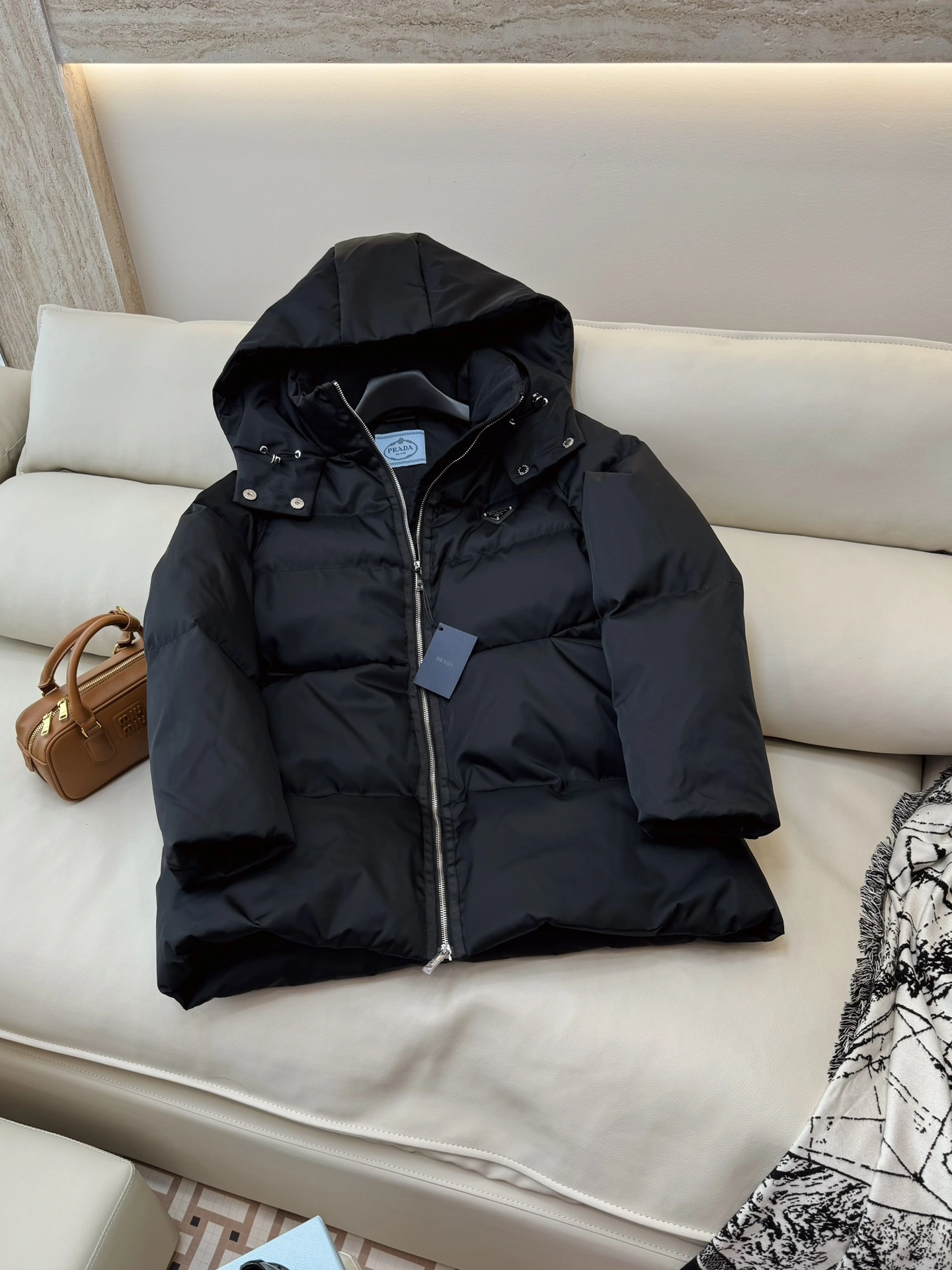 RelaxedFit Prada Down Jackets 172660