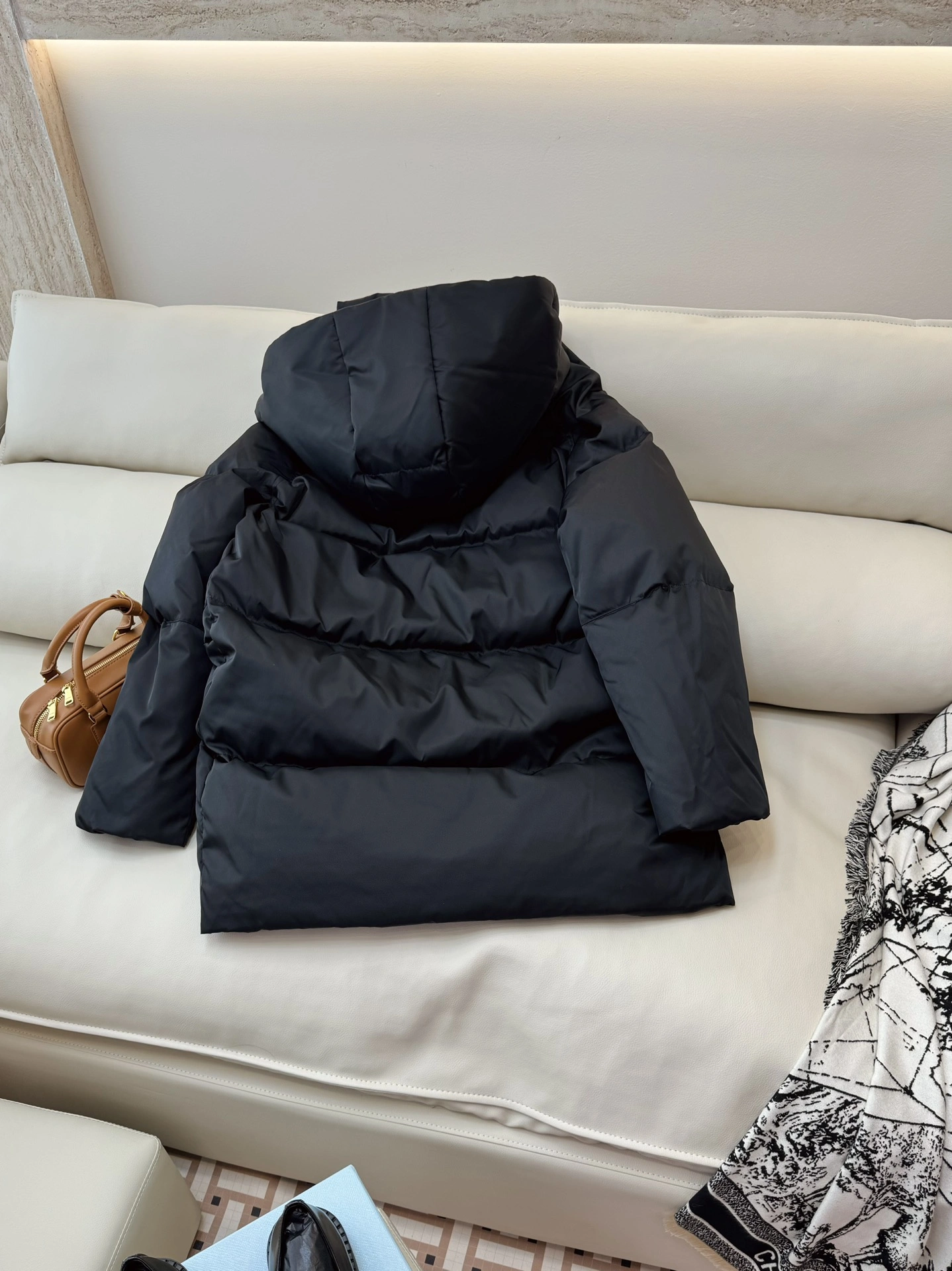 RelaxedFit Prada Down Jackets 172660