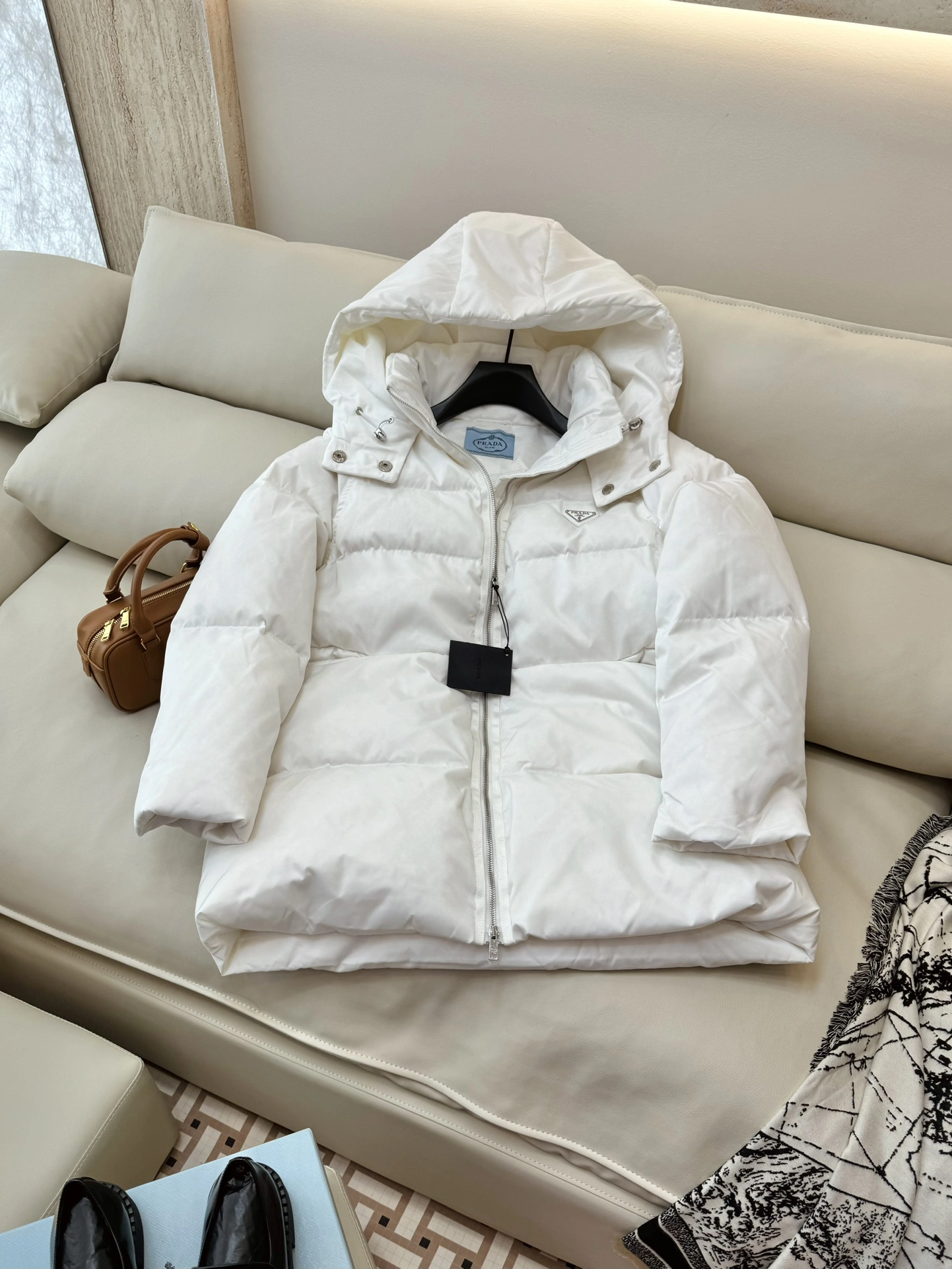 Prada Down Jackets Minimalist 172661