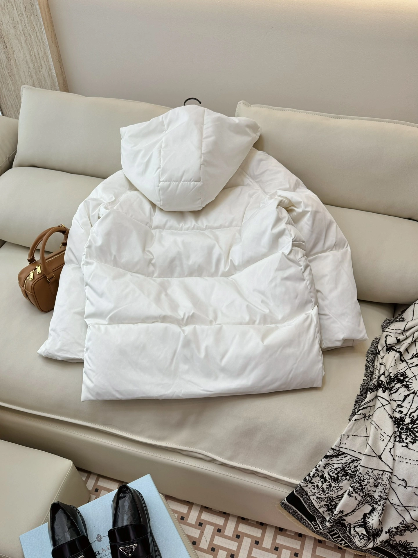 Prada Down Jackets Minimalist 172661