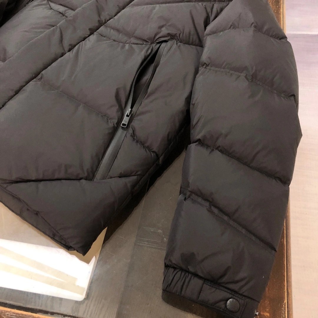 Prada Down Jackets Durable 172654