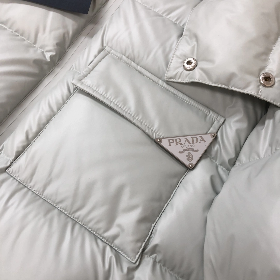 Prada Down Jackets Comfortable 172691