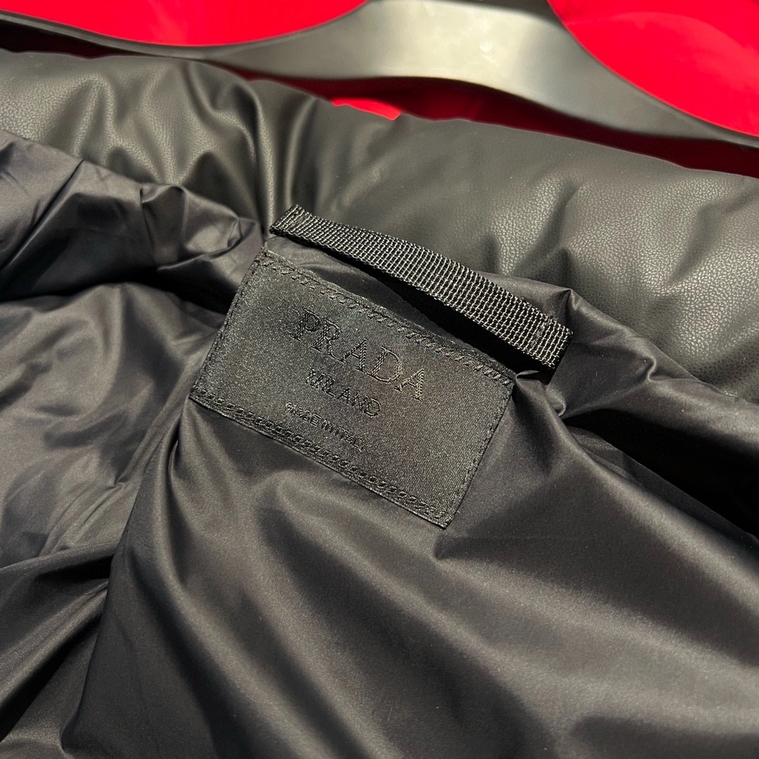 Prada Down Jackets HighQuality 172643
