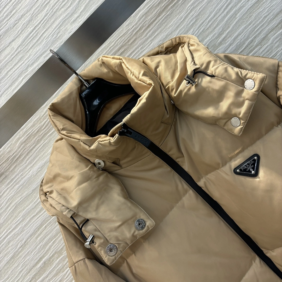 WellDesigned Prada Down Jackets 172688