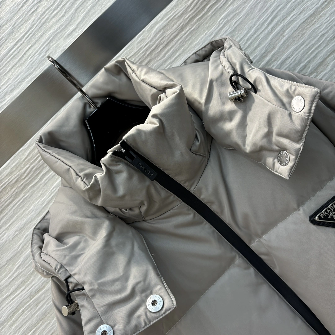 Prada Down Jackets RelaxedFit 172640