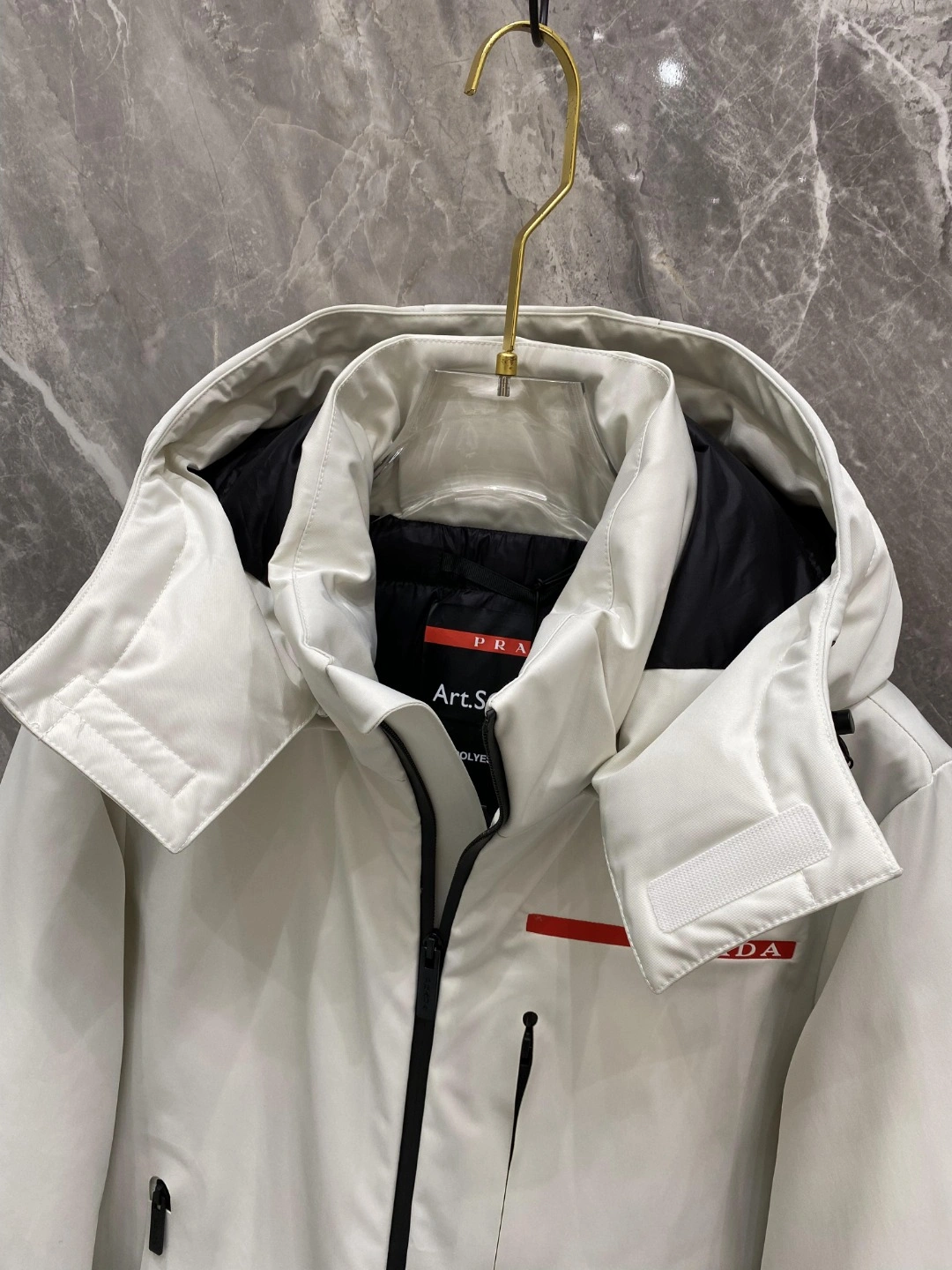 Prada Down Jackets Comfortable 172626