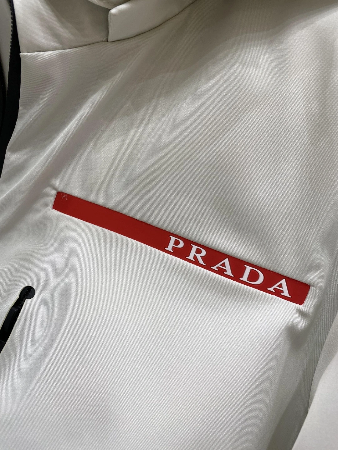 Prada Down Jackets Comfortable 172626
