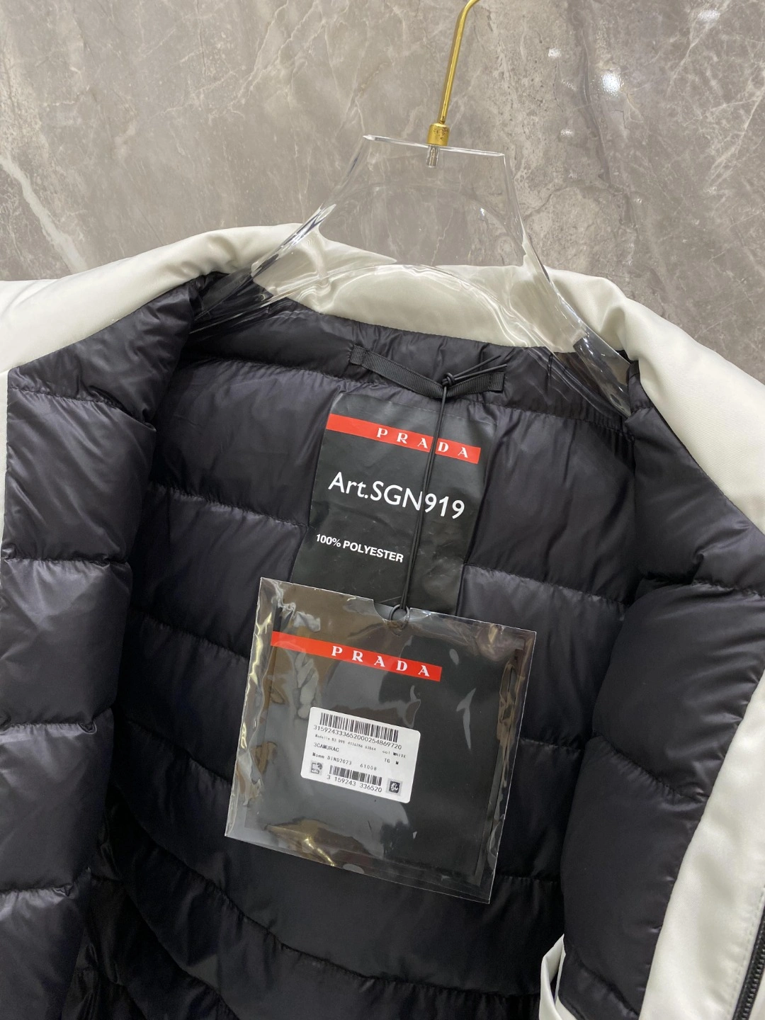 Prada Down Jackets Comfortable 172626