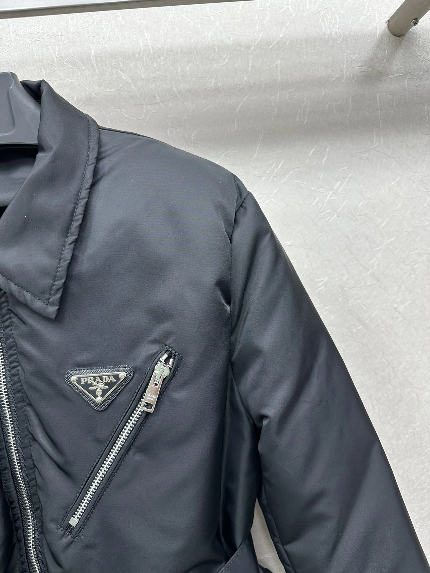 MoistureWicking Prada Down Jackets 172625