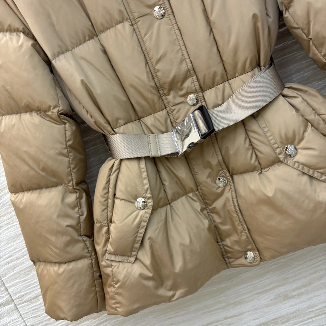 Bright Prada Down Jackets 172652