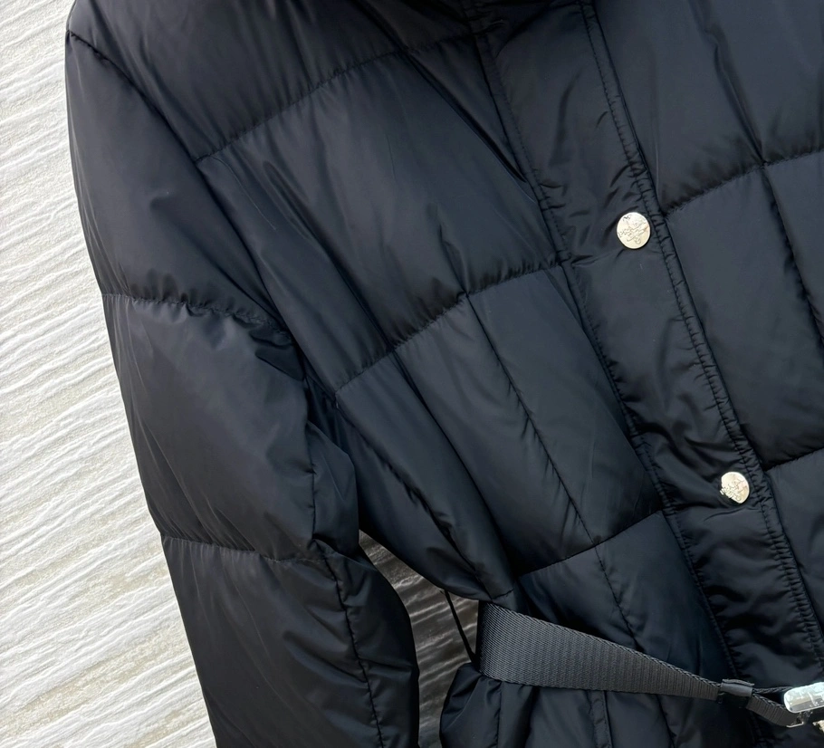 Prada Down Jackets Sophisticated 172615