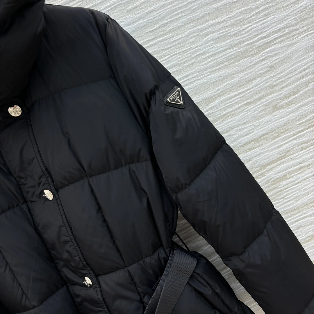 Prada Down Jackets Sophisticated 172615
