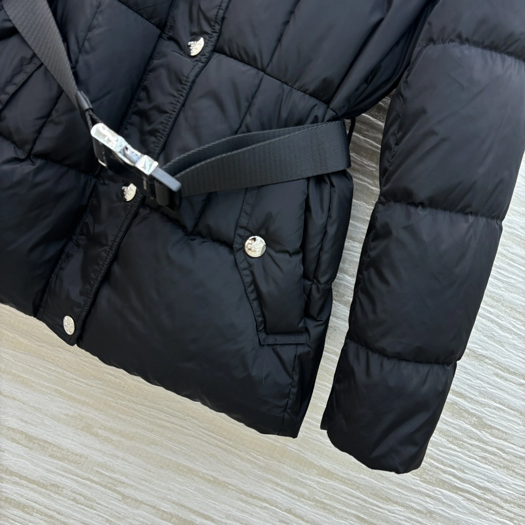 Prada Down Jackets Sophisticated 172615