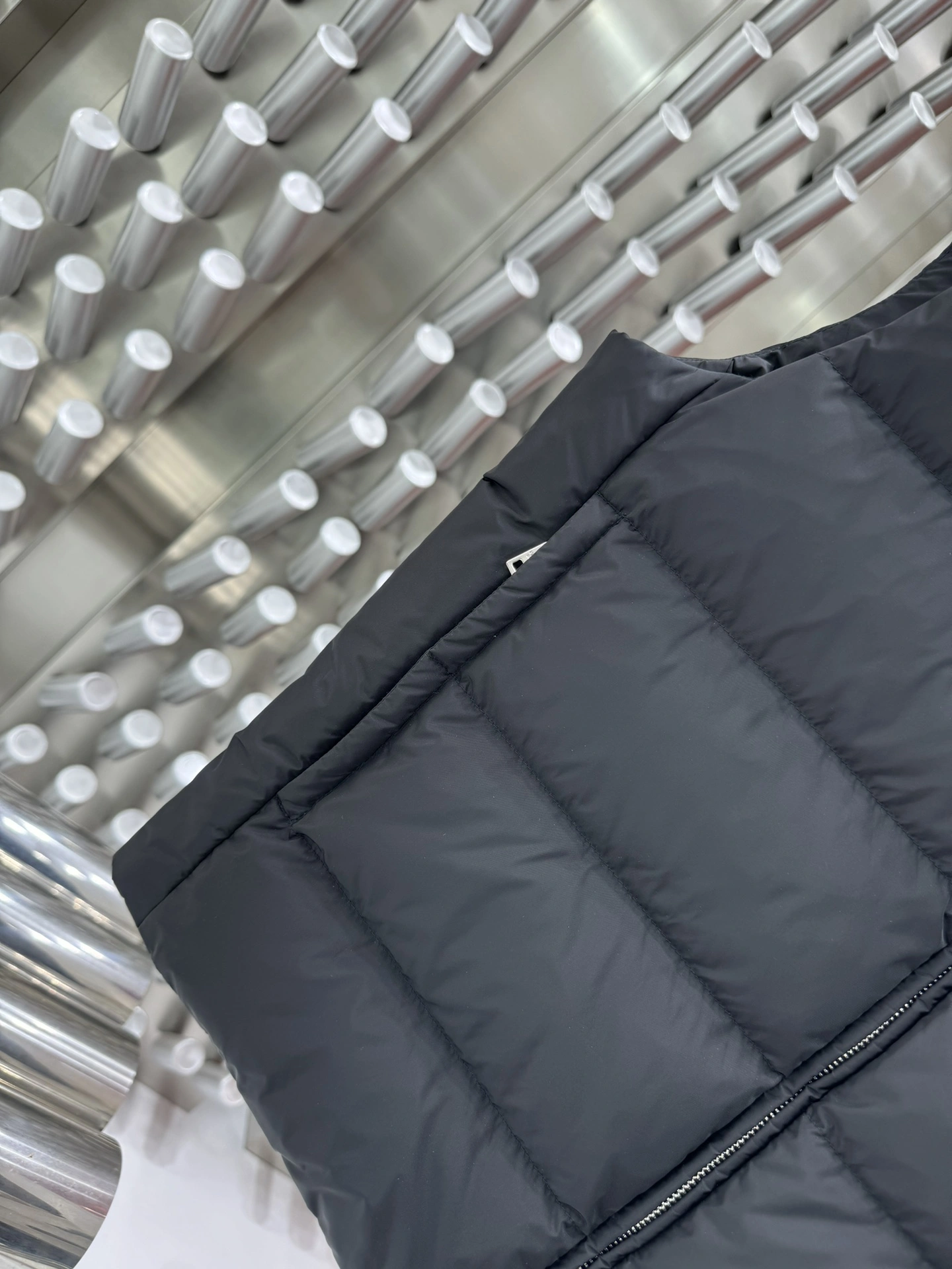 Prada Down Jackets Sleek 172621