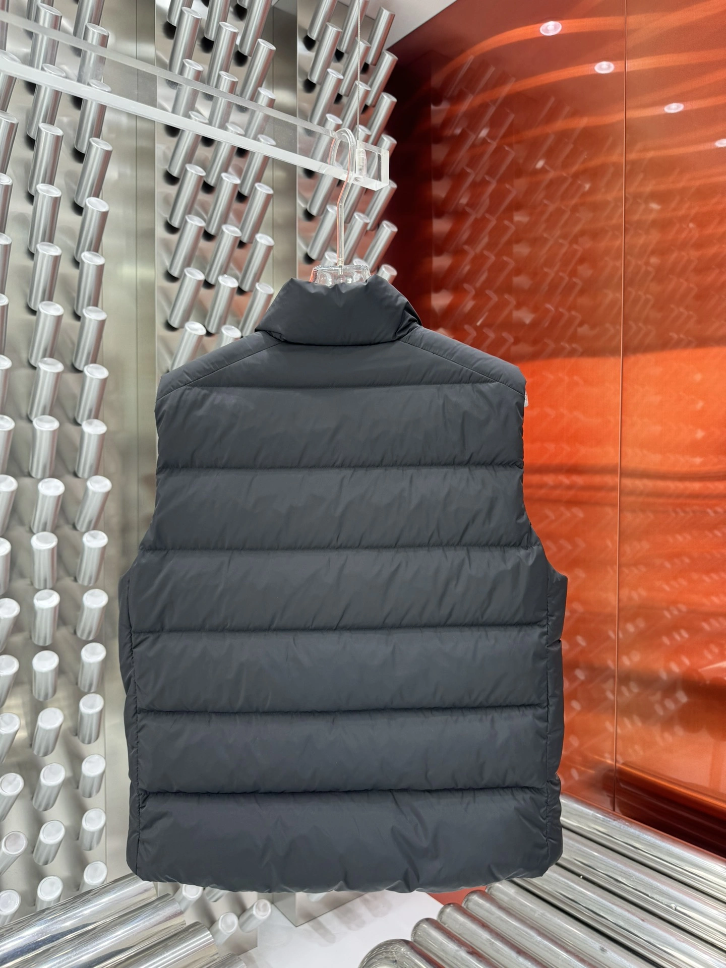 Prada Down Jackets Sleek 172621