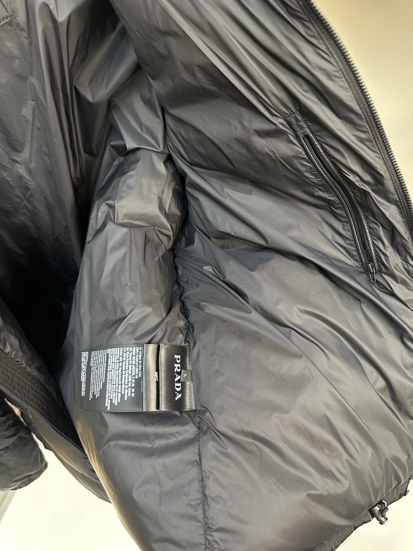 Prada Down Jackets Stylish 172618