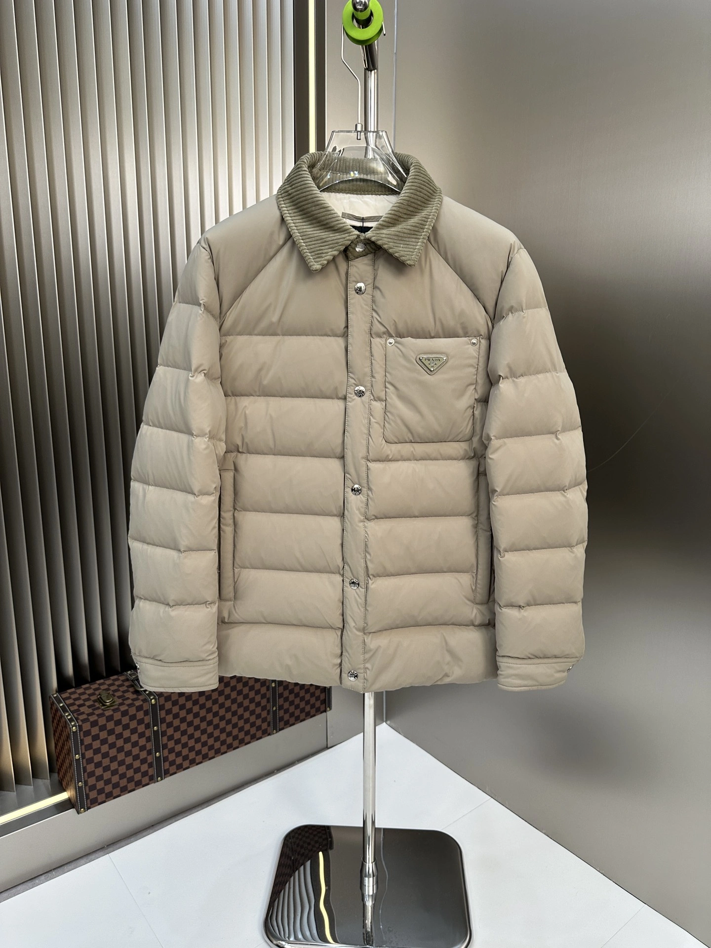 Prada Down Jackets ZipUp 172695