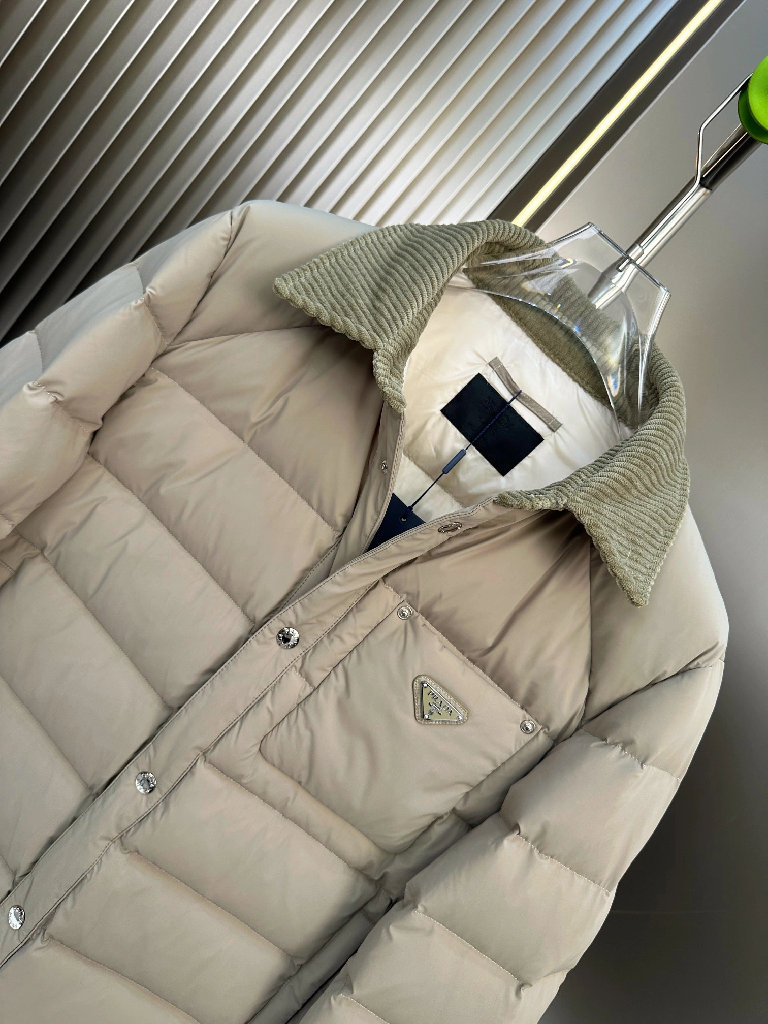 Prada Down Jackets ZipUp 172695
