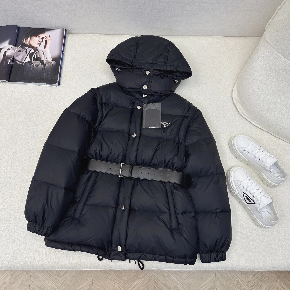 Minimalist Prada Down Jackets 172607