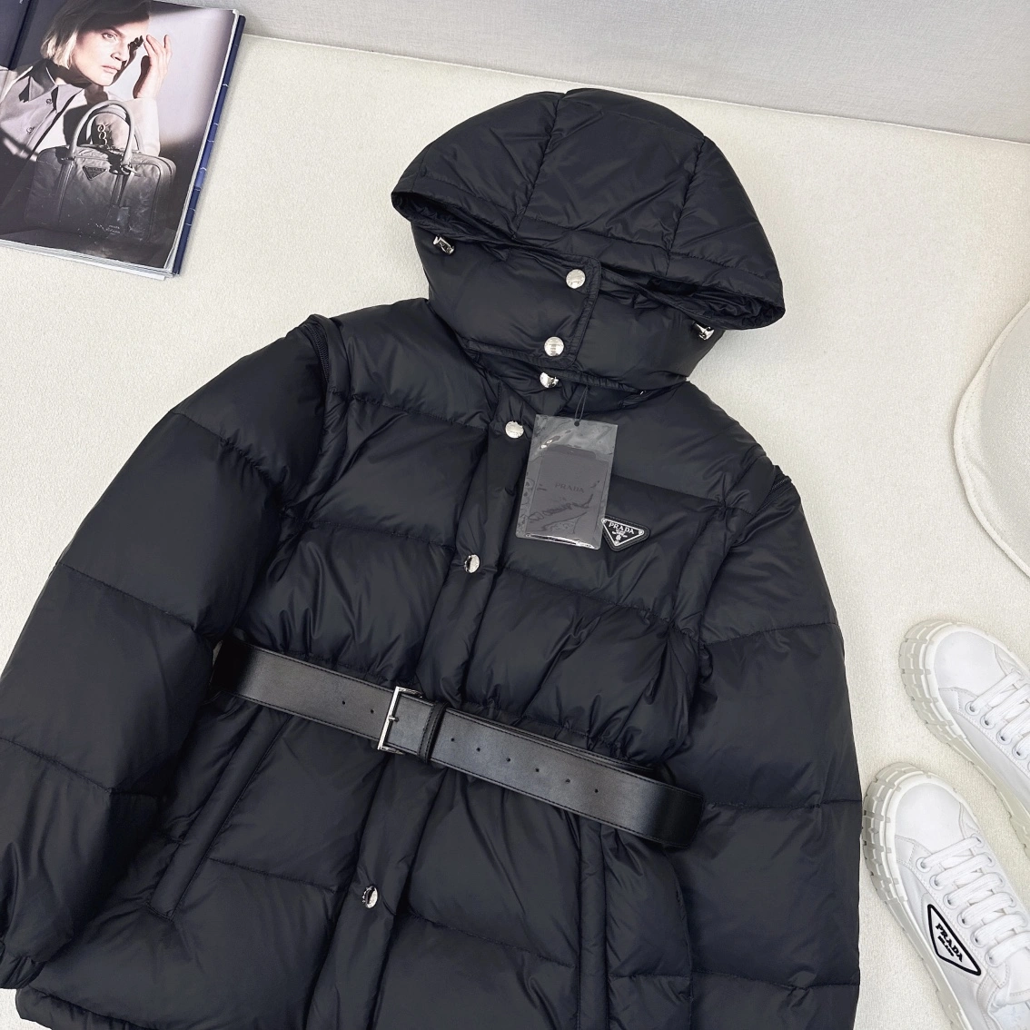 Minimalist Prada Down Jackets 172607