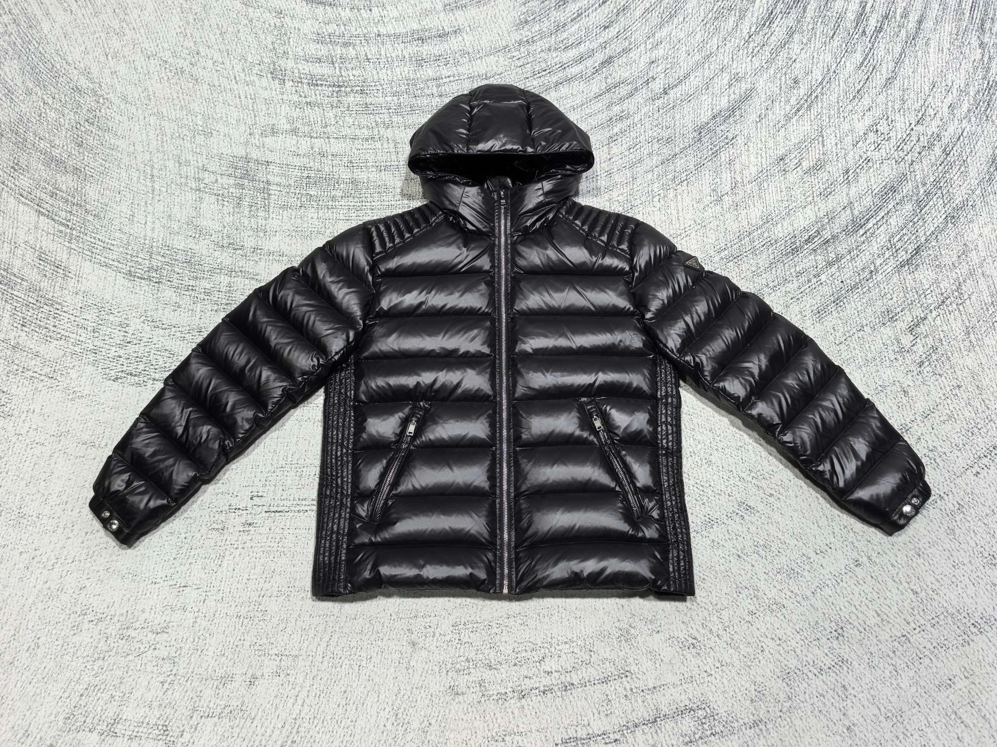 TimelessDesign Prada Down Jackets 172598