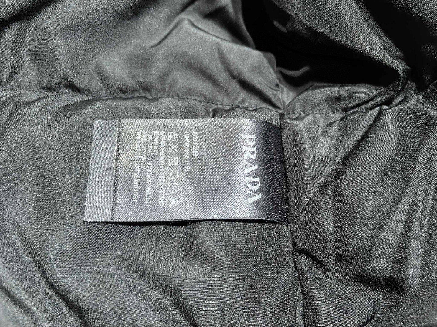 Prada Down Jackets Refined 172599