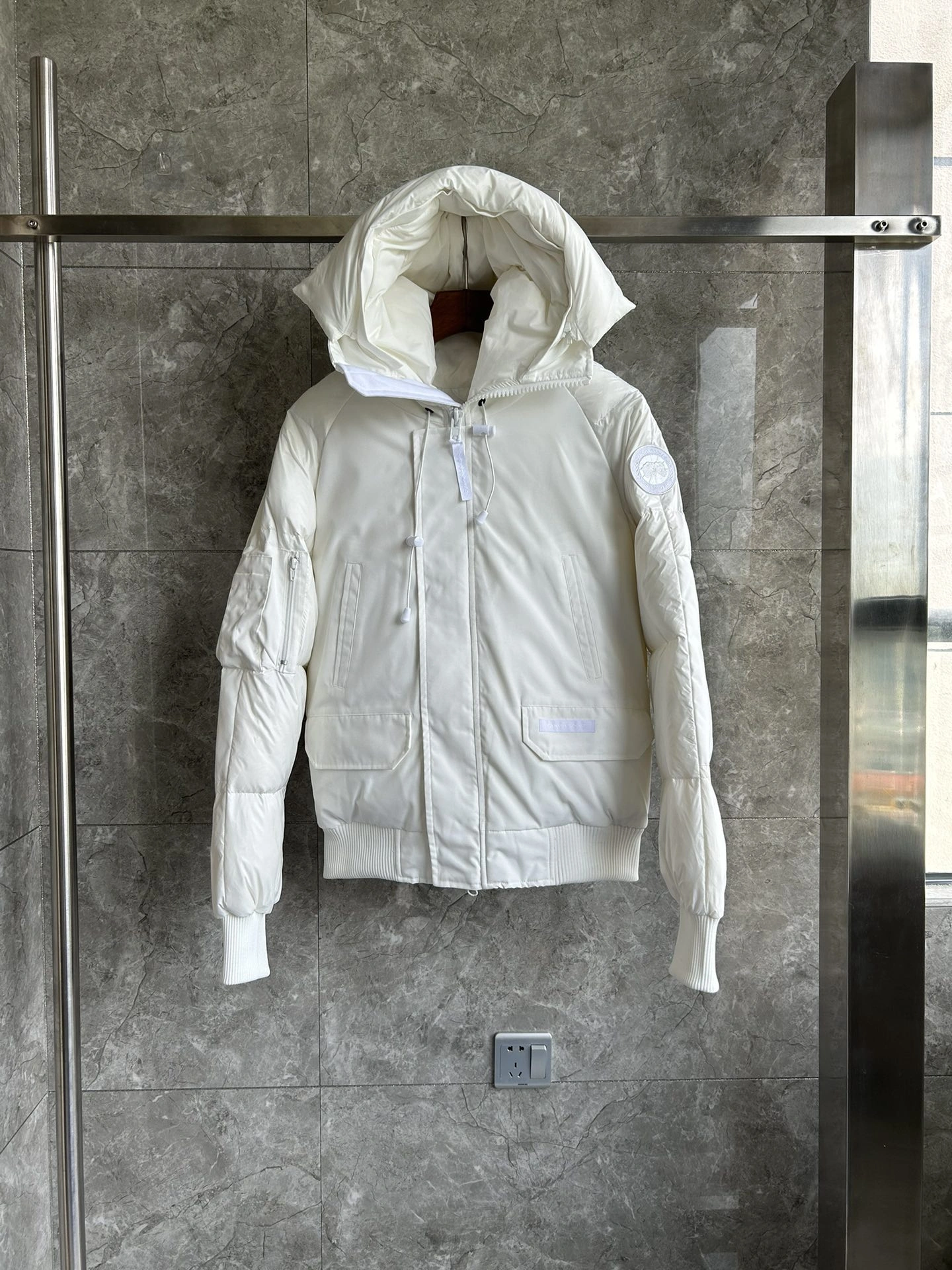 FlexibleFit Prada Down Jackets 172635