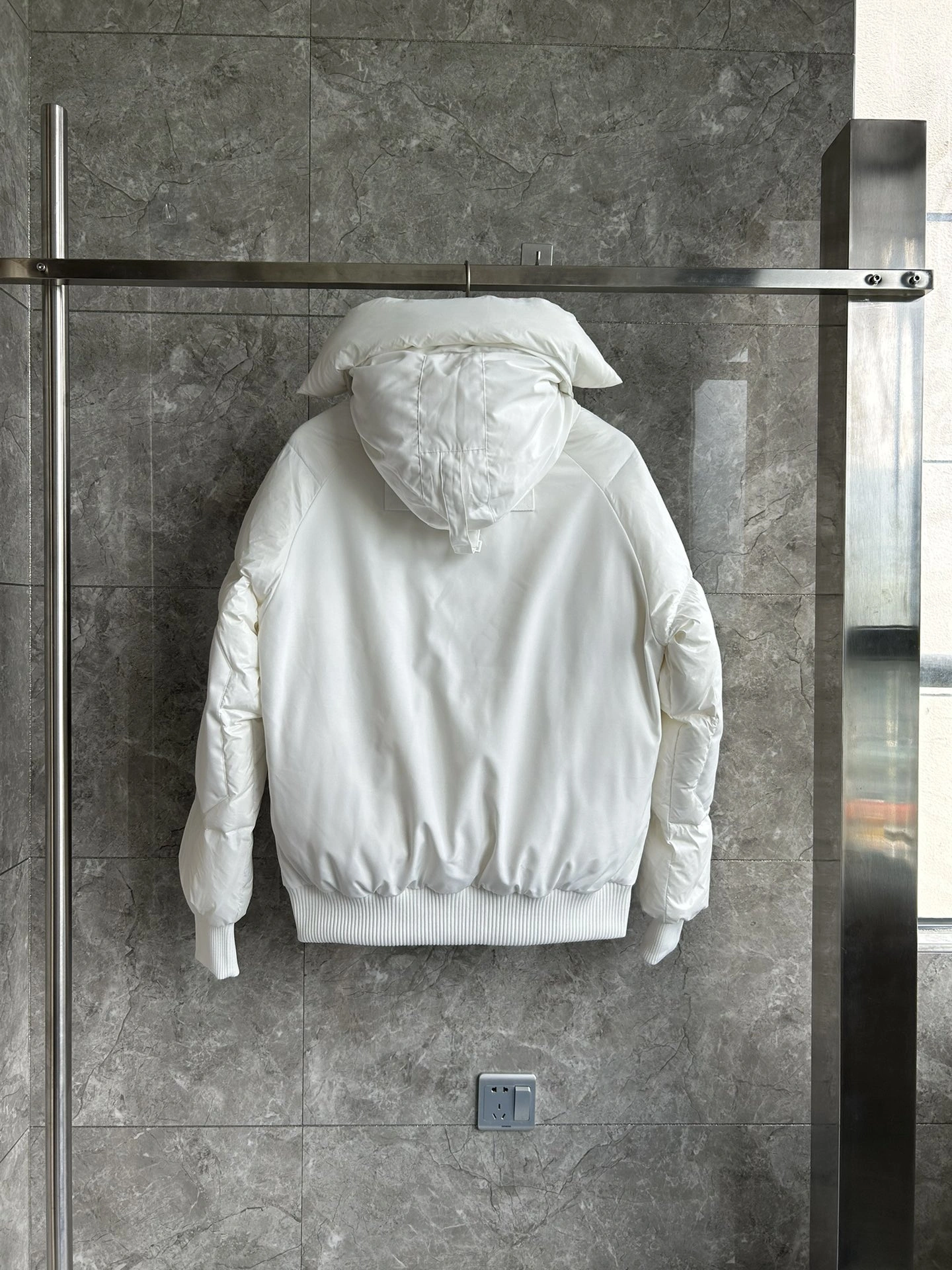 FlexibleFit Prada Down Jackets 172635