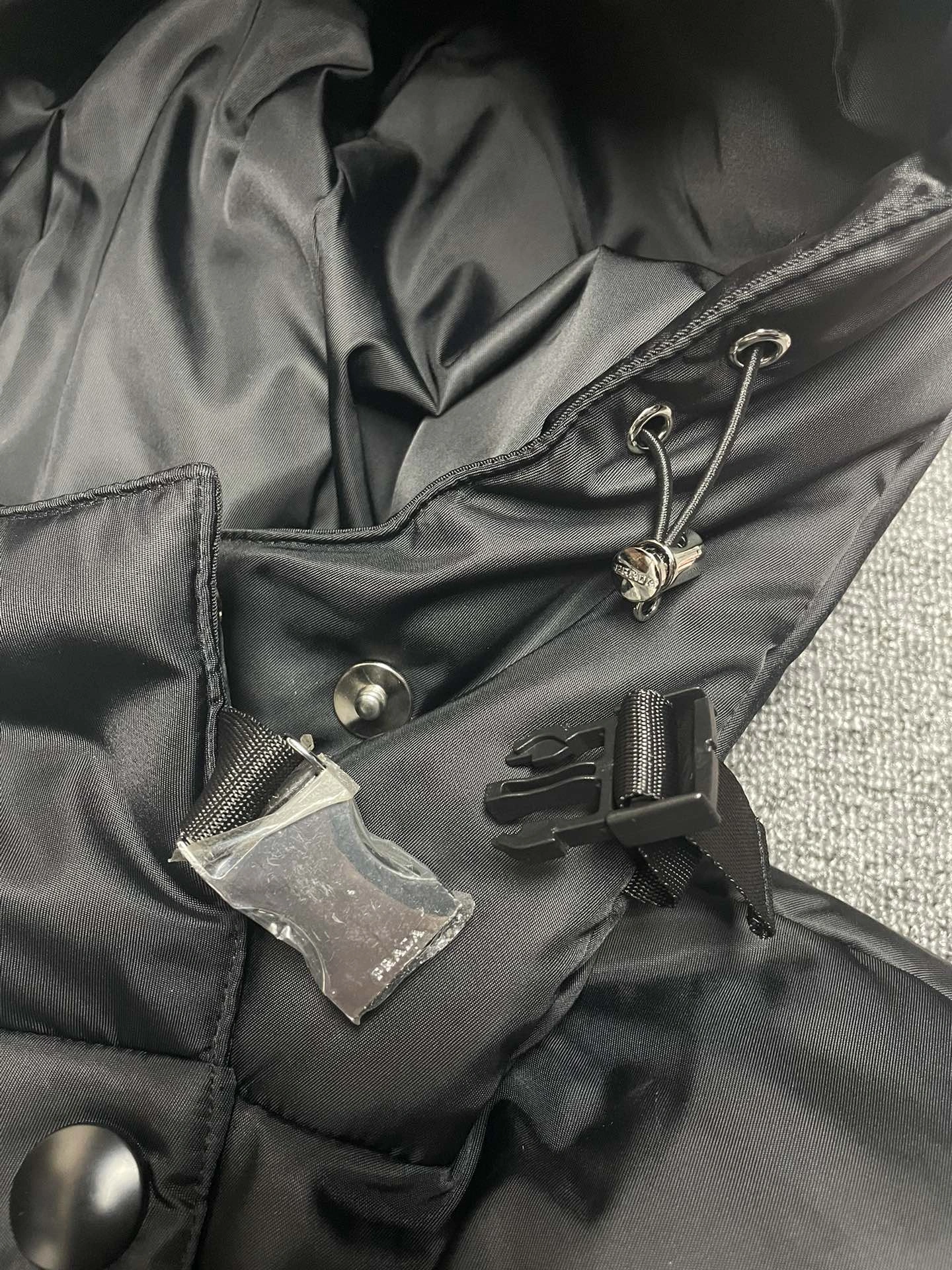 WrinkleFree Prada Down Jackets 172594