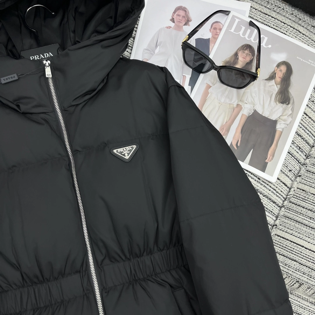Prada Down Jackets Comfortable 172590
