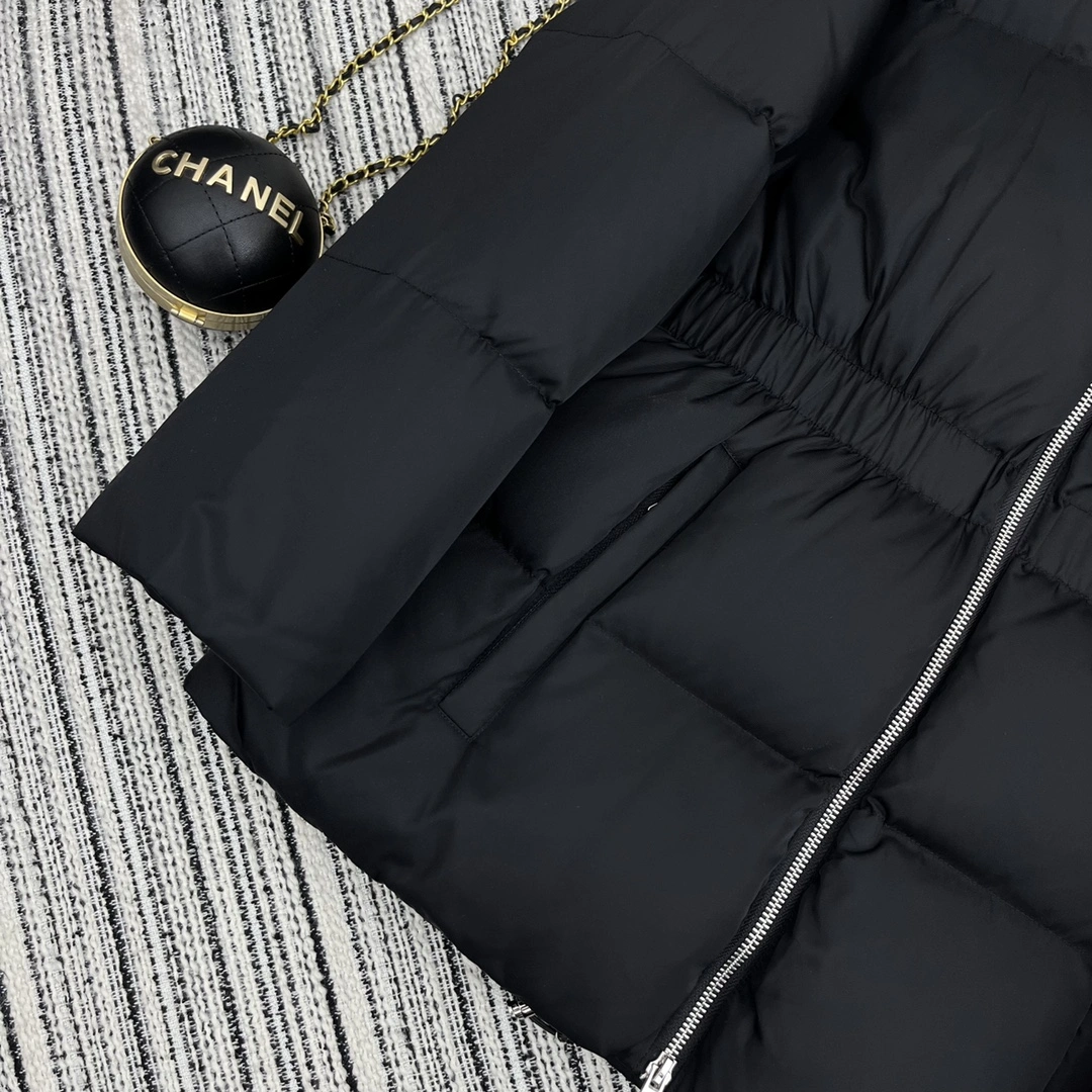 Prada Down Jackets Comfortable 172590