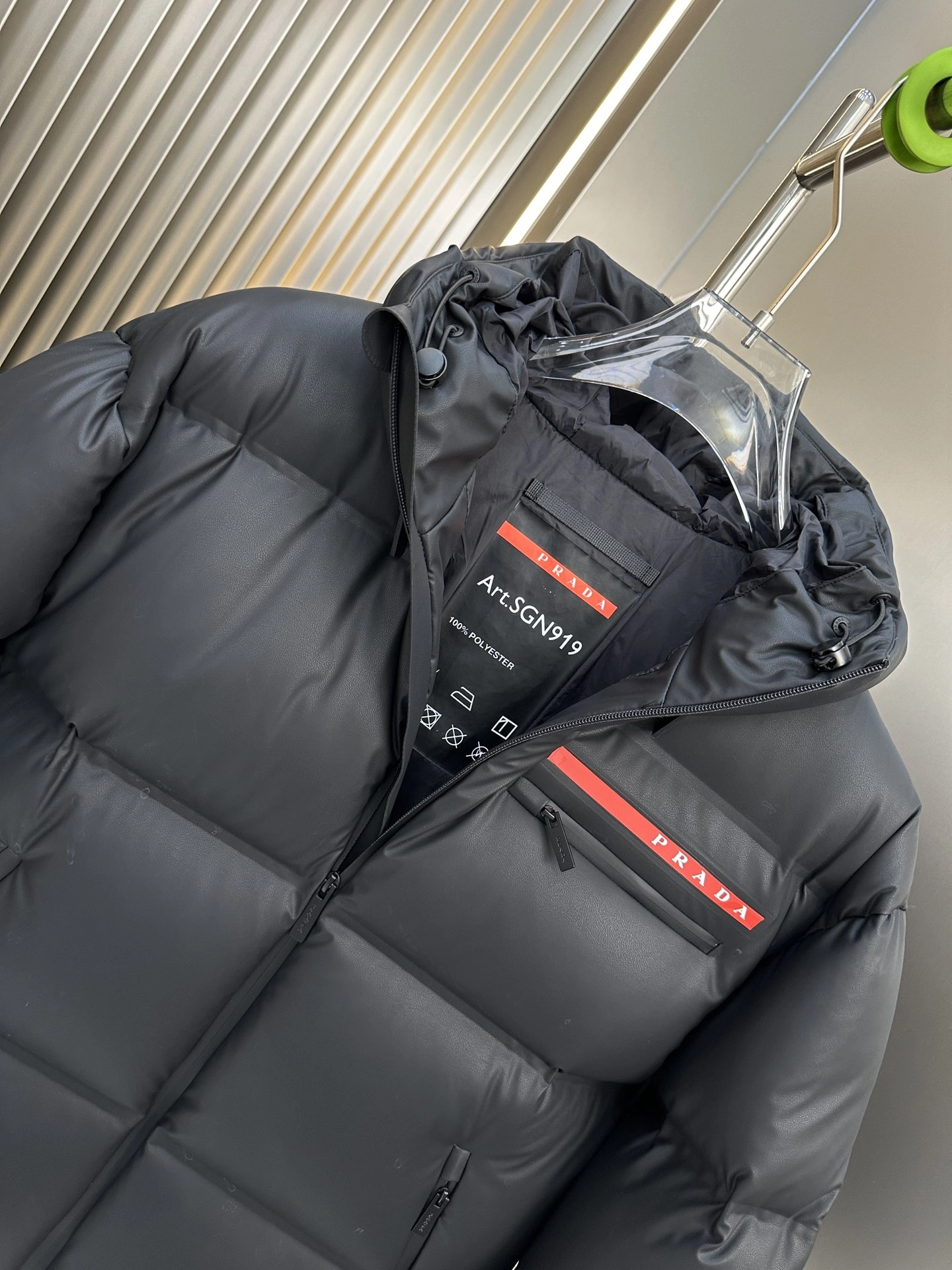 Prada Down Jackets GoodFit 172597