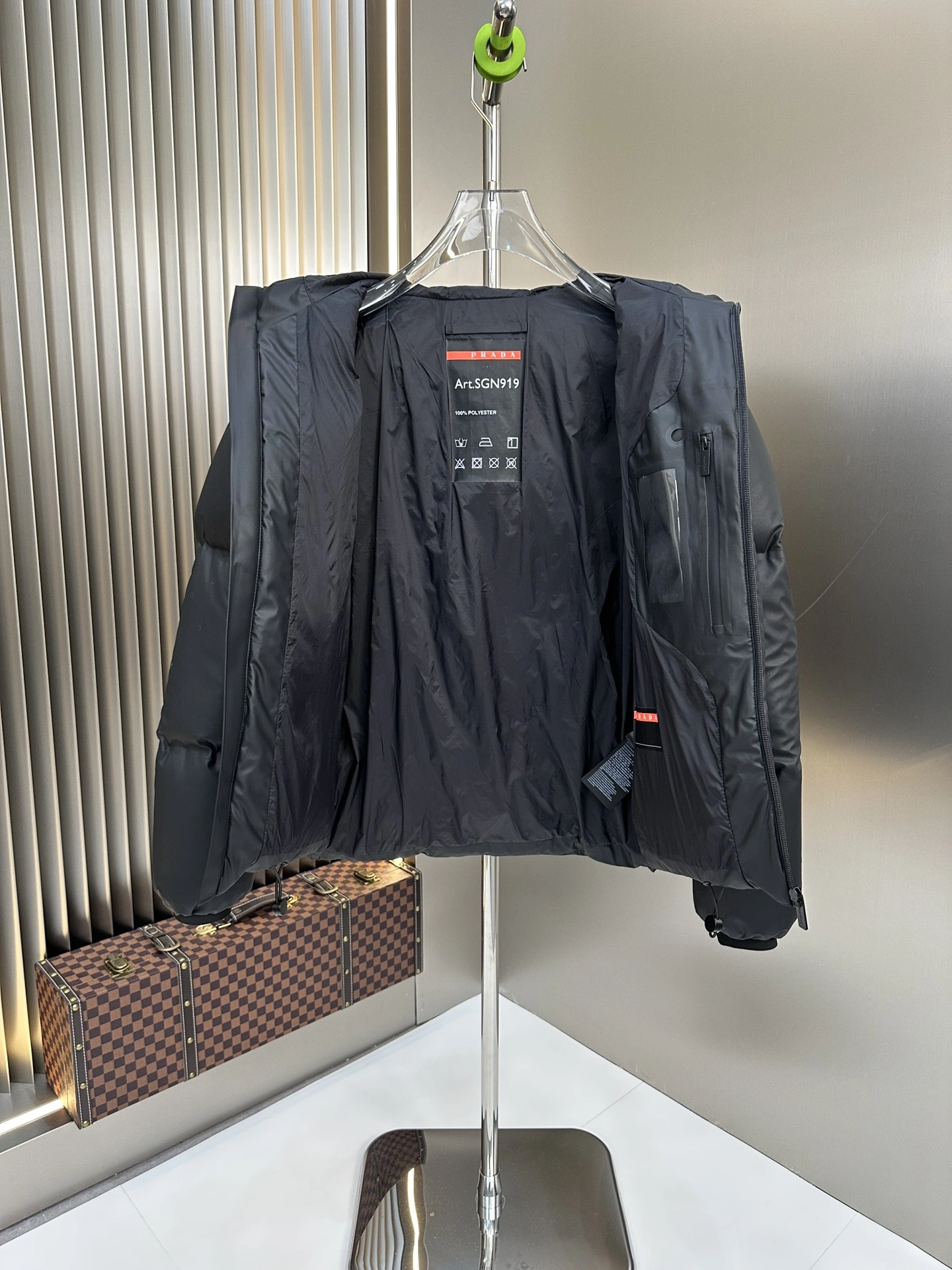 Prada Down Jackets GoodFit 172597