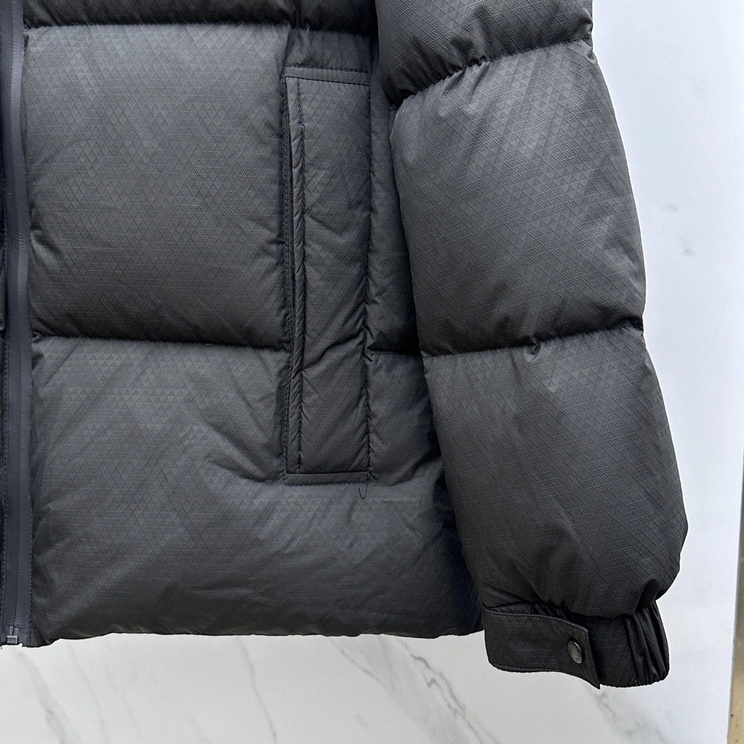 Prada Down Jackets FlexibleFit 172588
