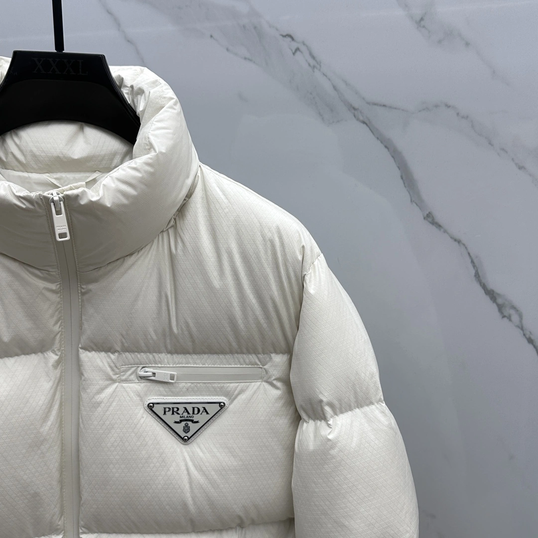 Prada Down Jackets Sophisticated 172592