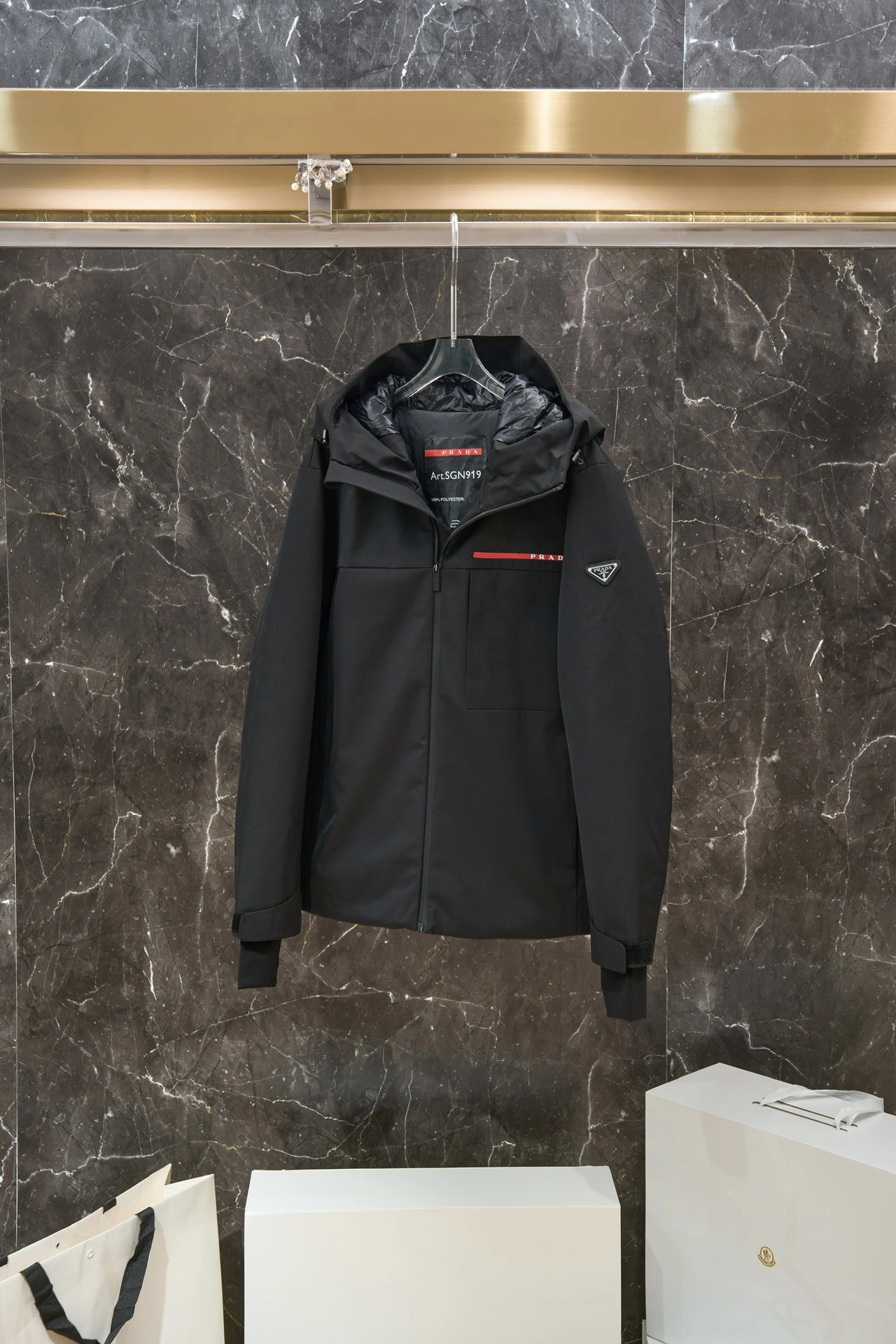 Prada Down Jackets Trendsetting 172583