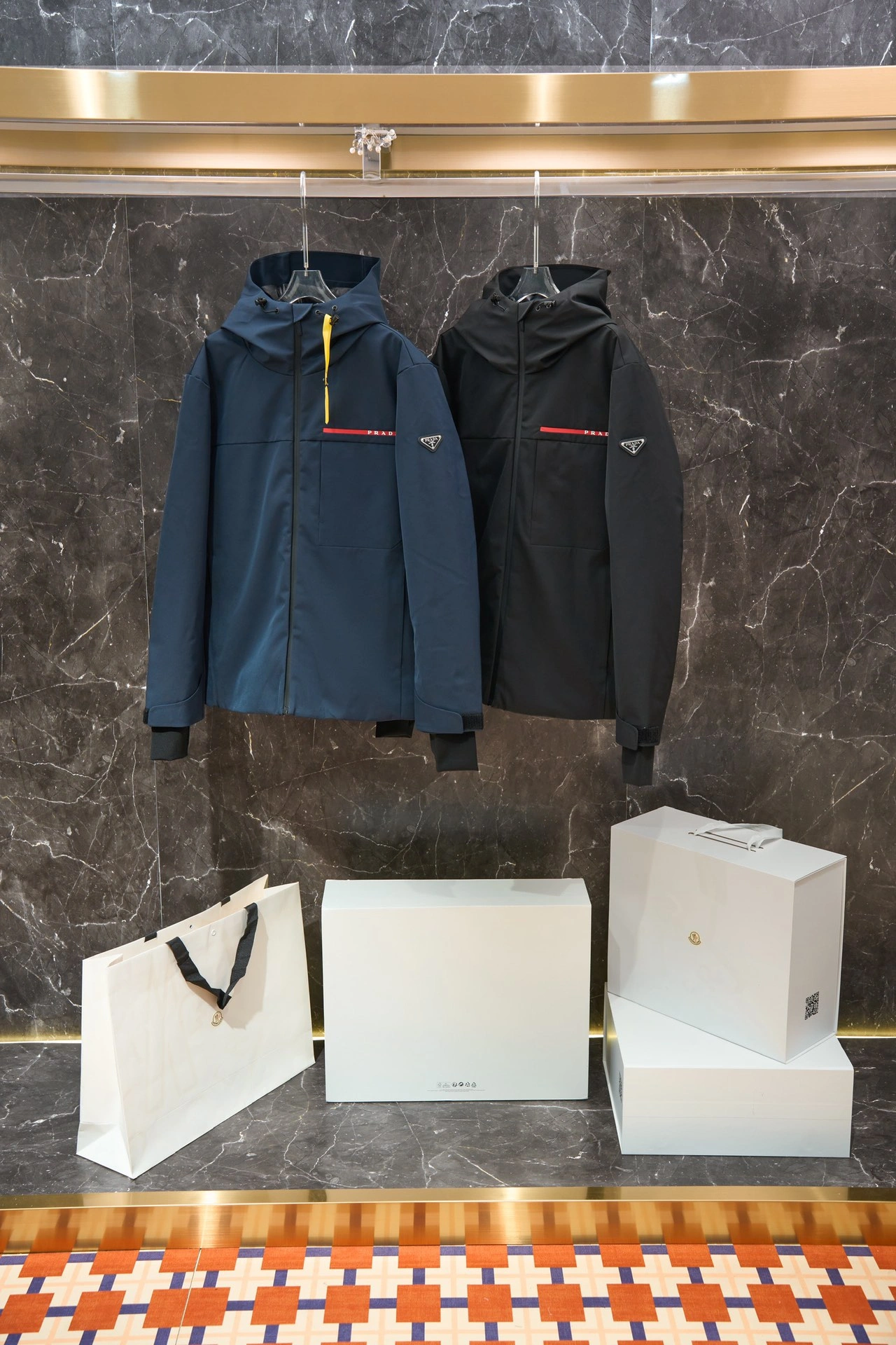Prada Down Jackets Trendsetting 172583