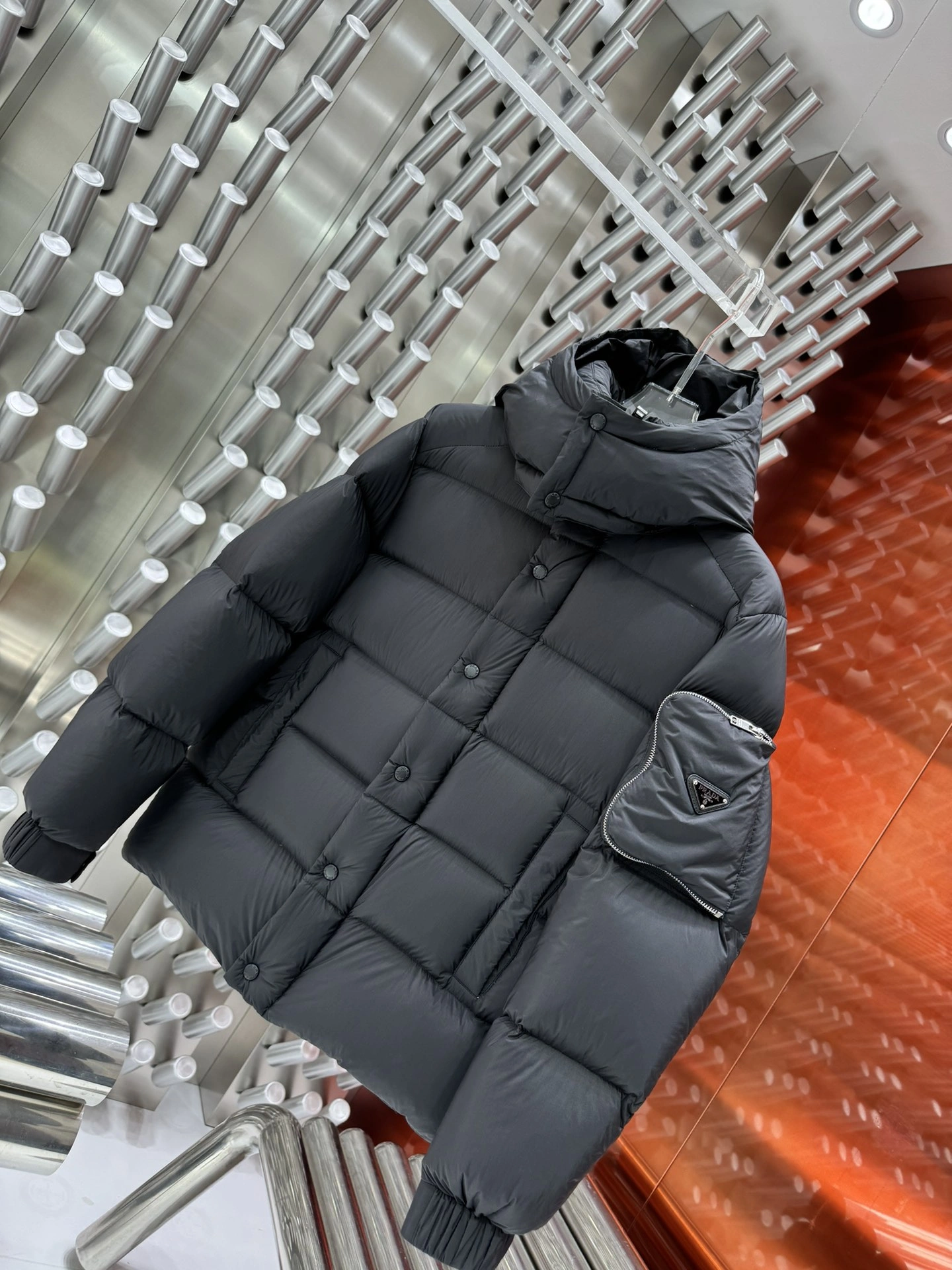 Prada Down Jackets Flexible 172611