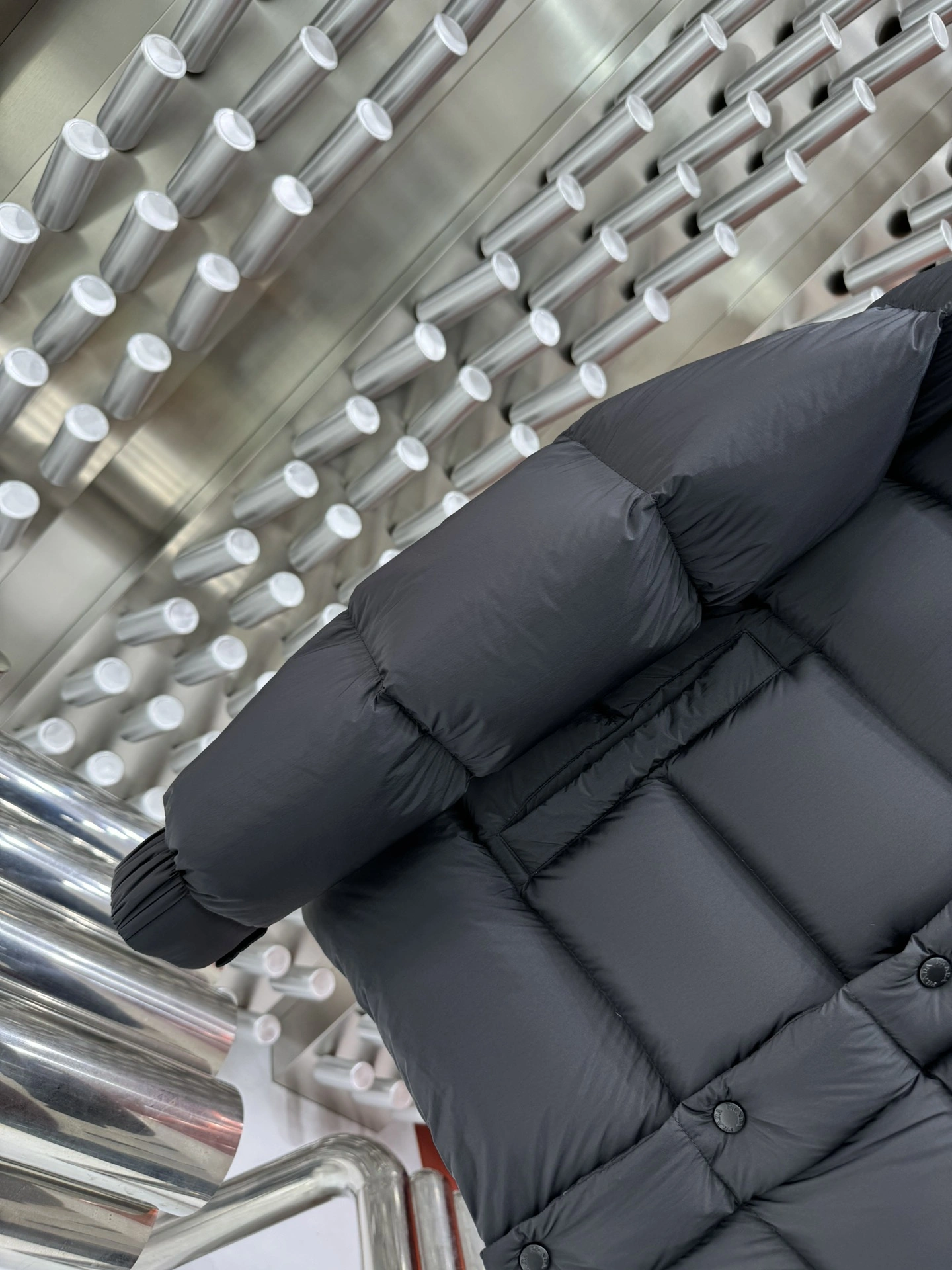 Prada Down Jackets Flexible 172611