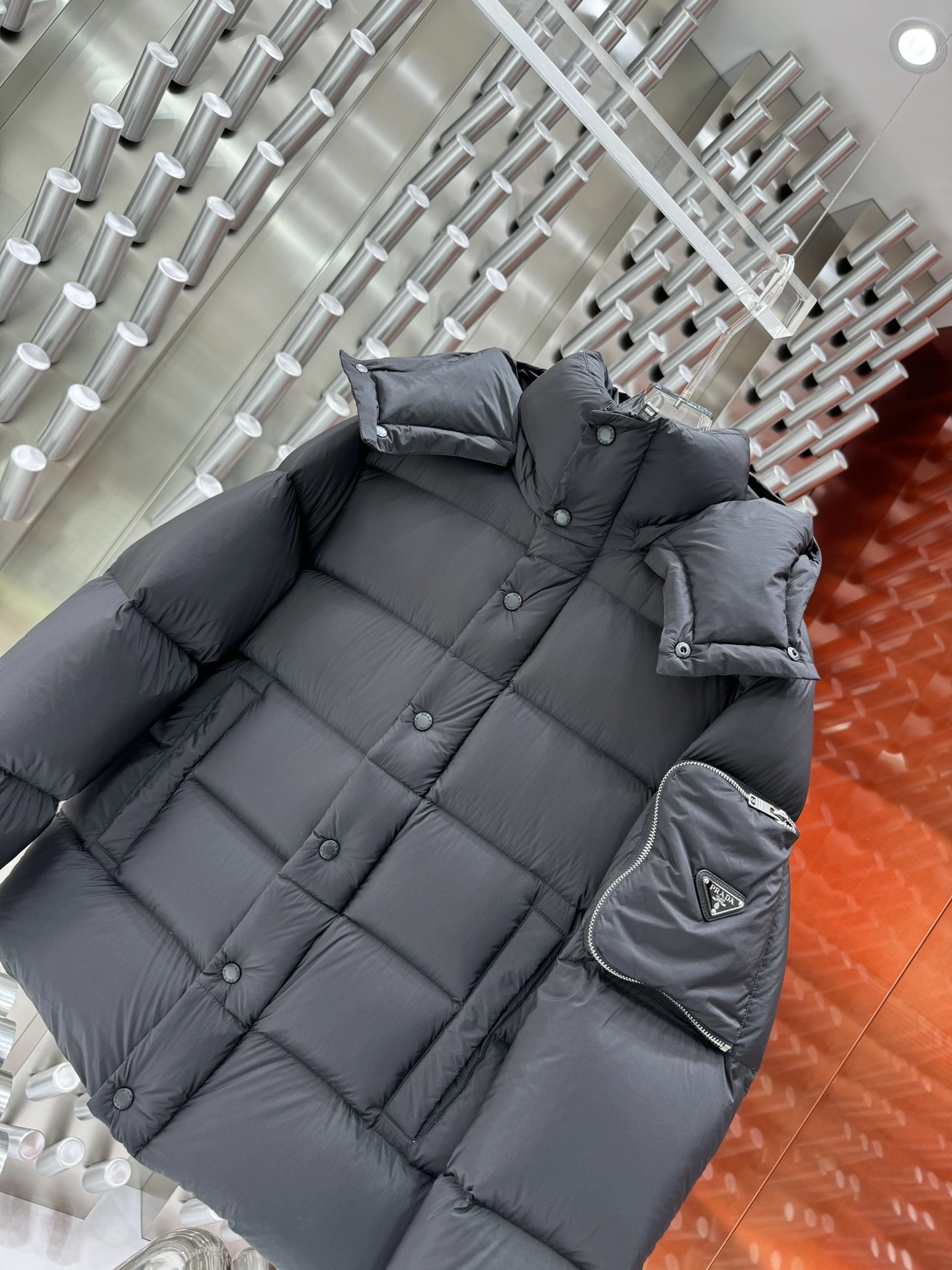 Prada Down Jackets Flexible 172611