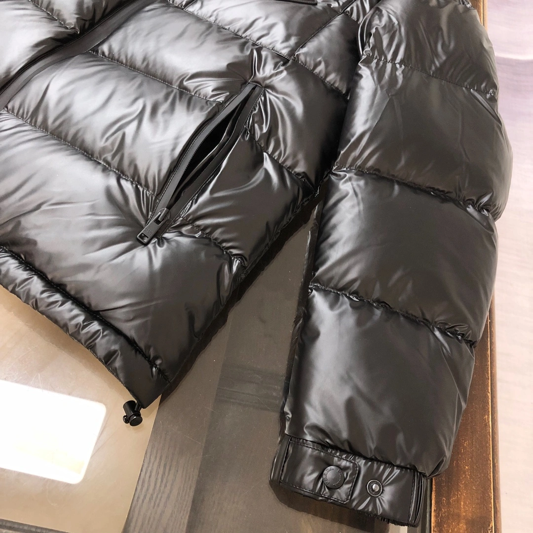 HighPerformance Prada Down Jackets 172567