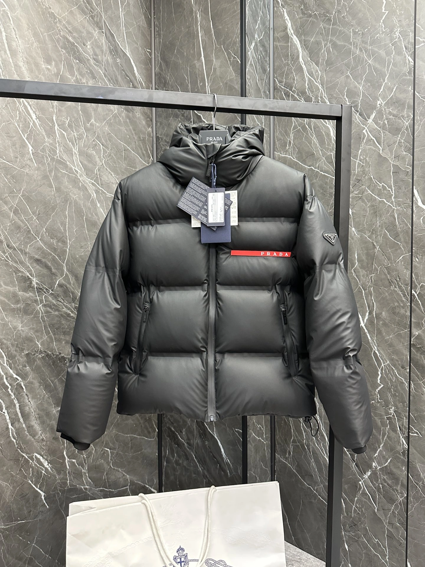 Effortless Prada Down Jackets 172569